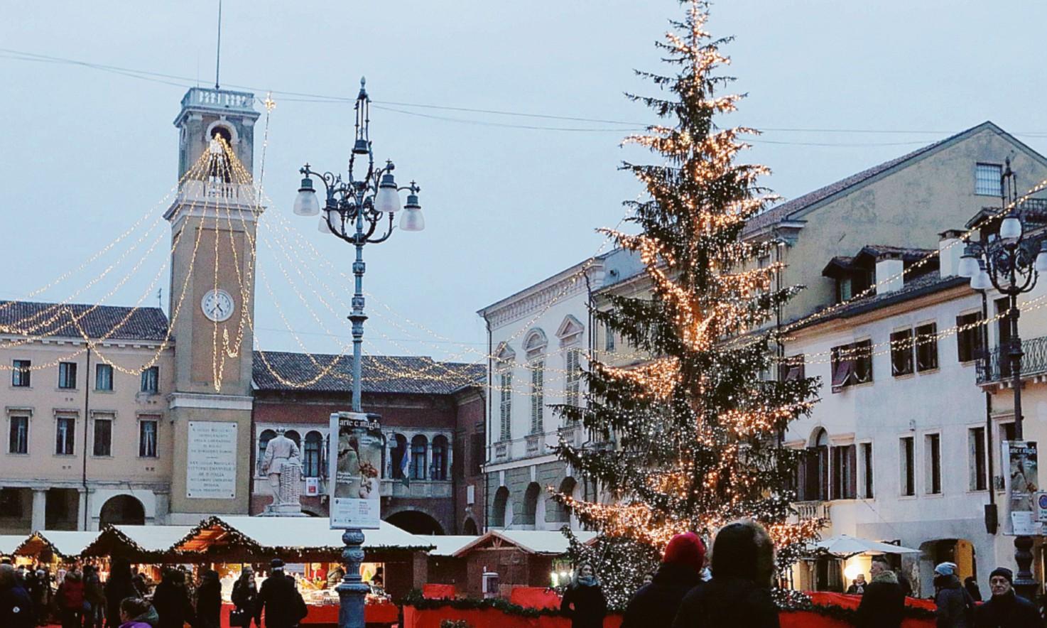 Poesie Di Natale Venete.Sara Un Natale Rodigino Doc Gia Partita La Macchina Organizzatrice La Voce Di Rovigo