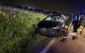 Vola fuori strada per evitare il frontale: finisce in ospedale