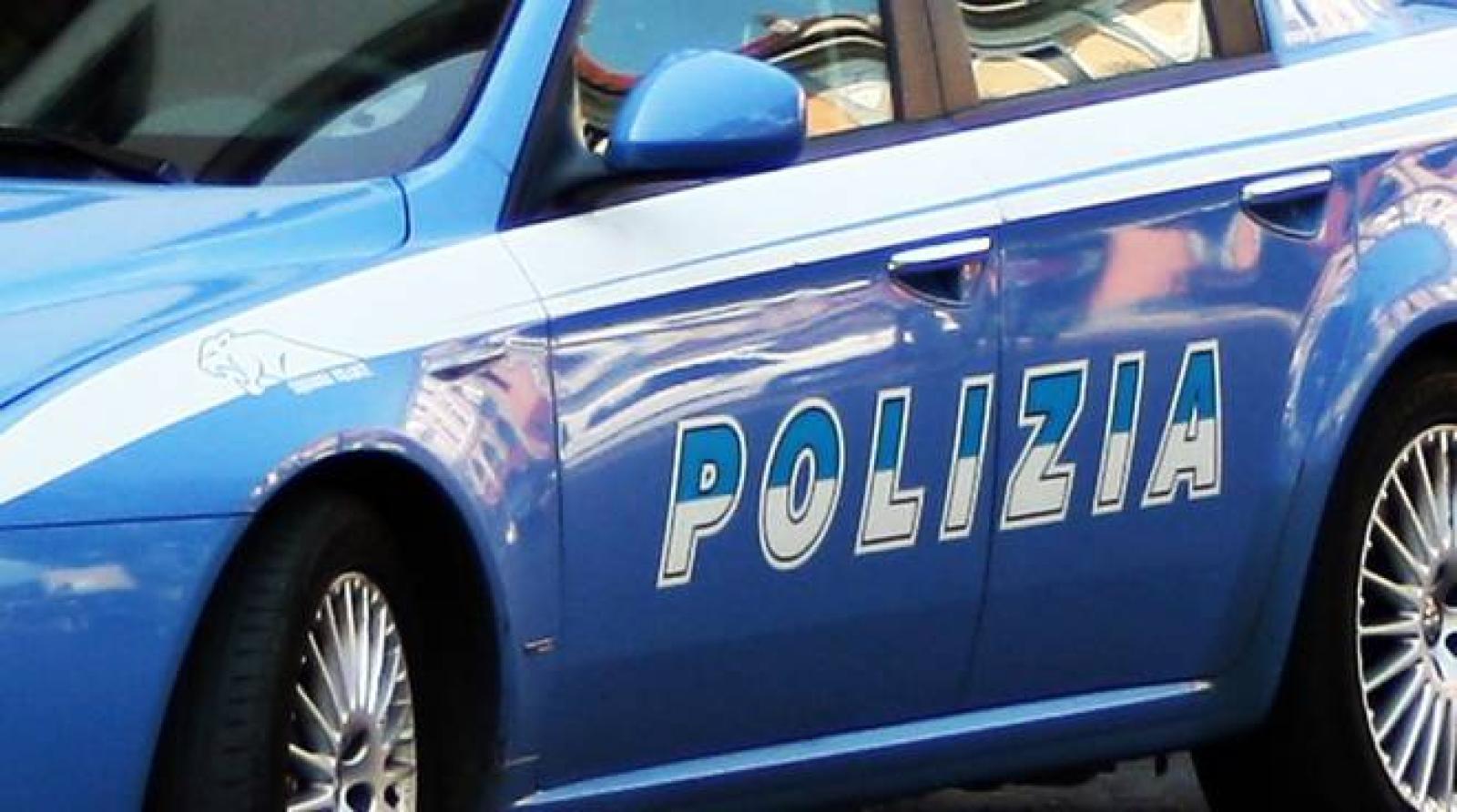 Tenta la rapina e inveisce contro gli agenti, condannato