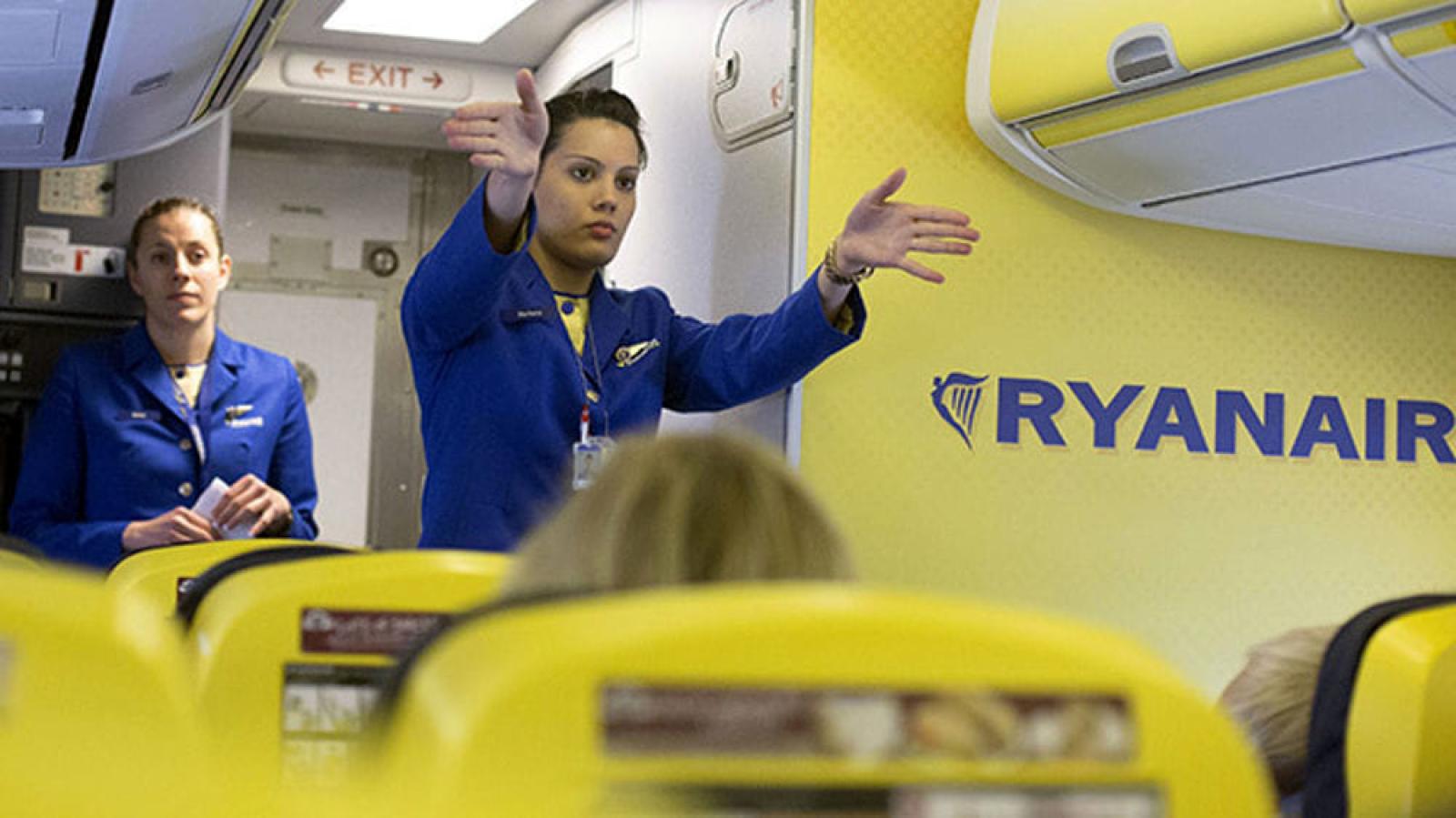 Sognate di fare la hostess o lo steward? Ryanair ha aperto le selezioni. Anche in Veneto