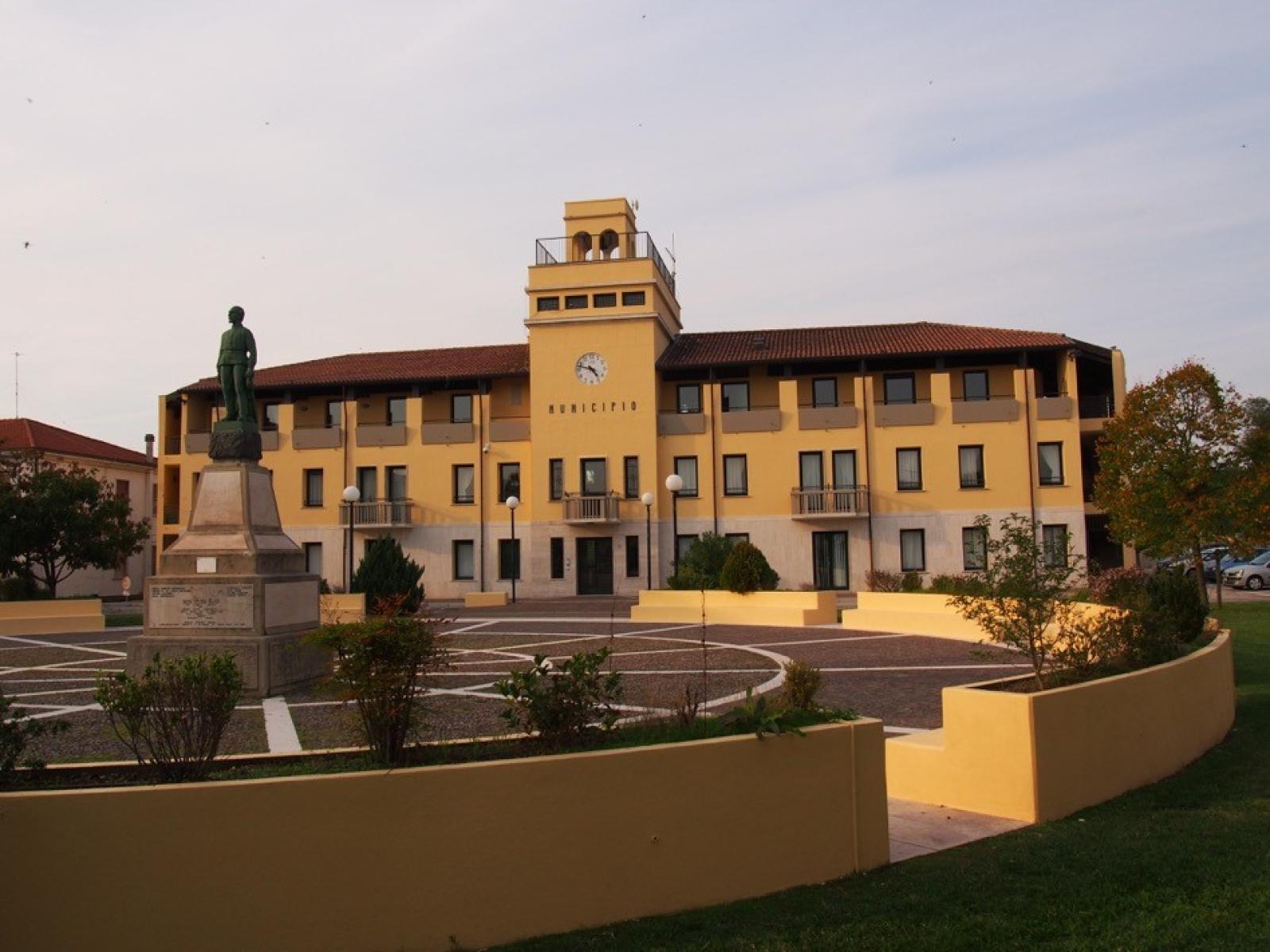 Il Pd esplode, la sinistra Dem se ne va