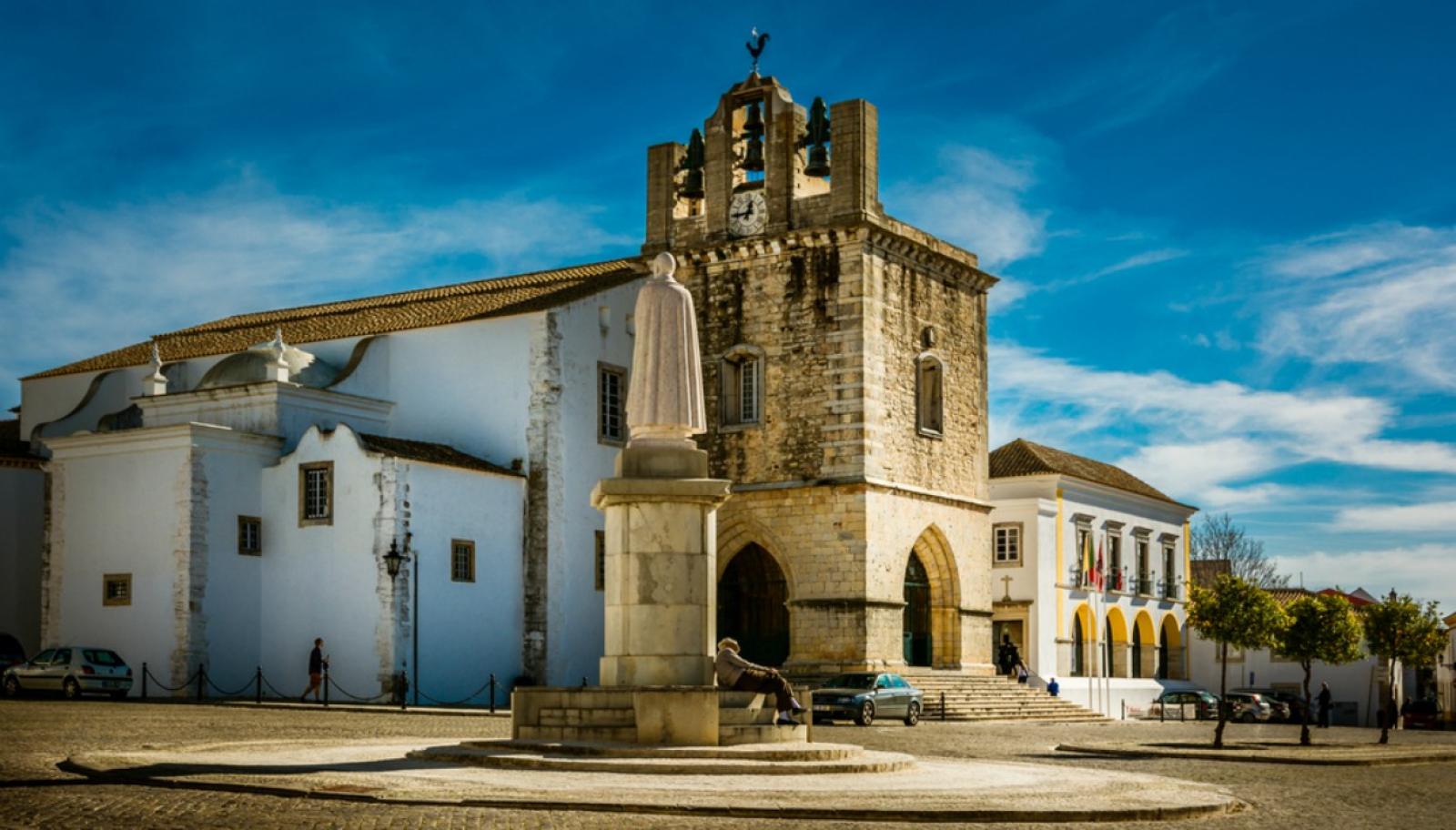 Trovare un'oasi di pace in Portogallo: Faro, la citt&agrave; sulla laguna