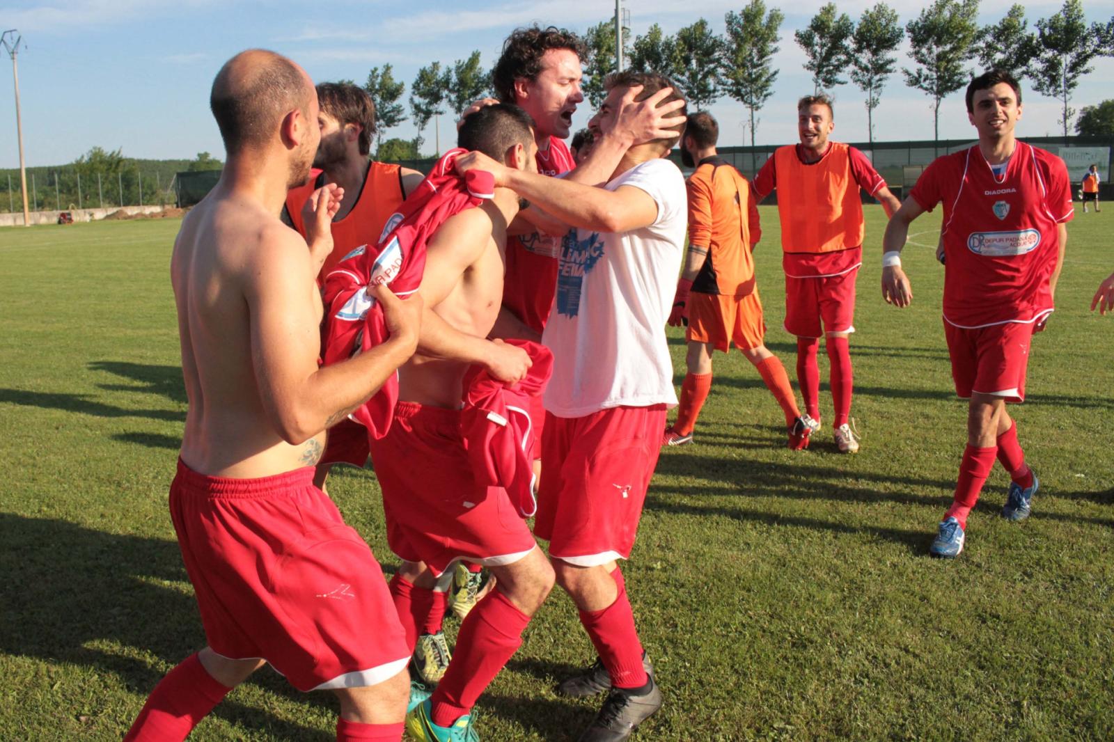 Turchese, la scalata continua