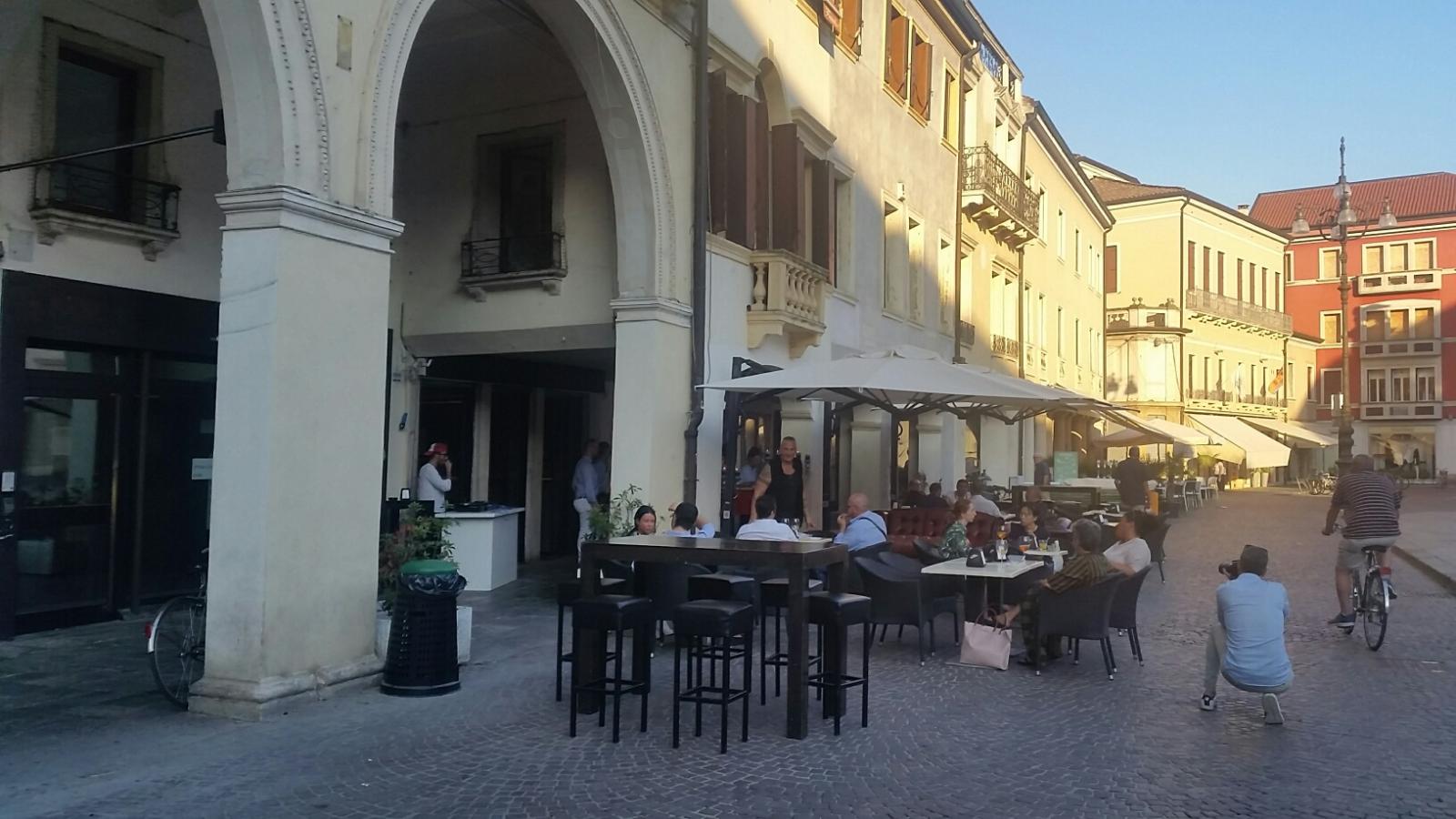 Il bar Franchin raddoppia e sfida la crisi