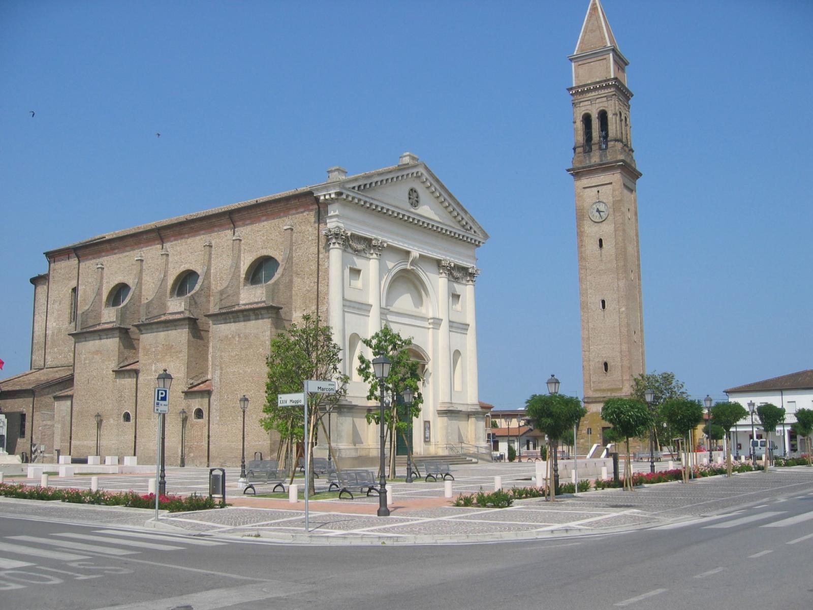 Restyling per le piazze Mercato e Marconi