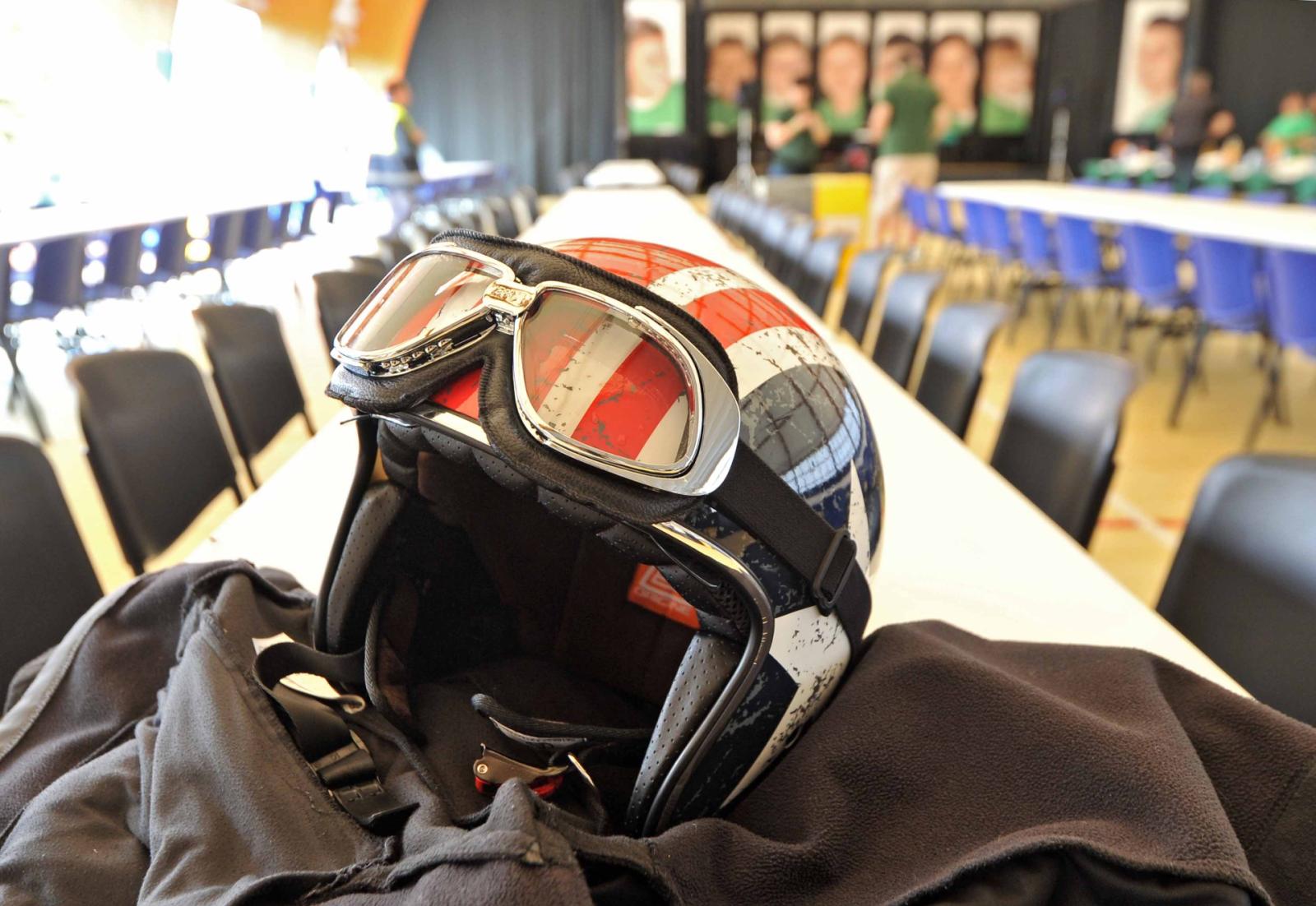 Tutti in vespa per la pediatria 