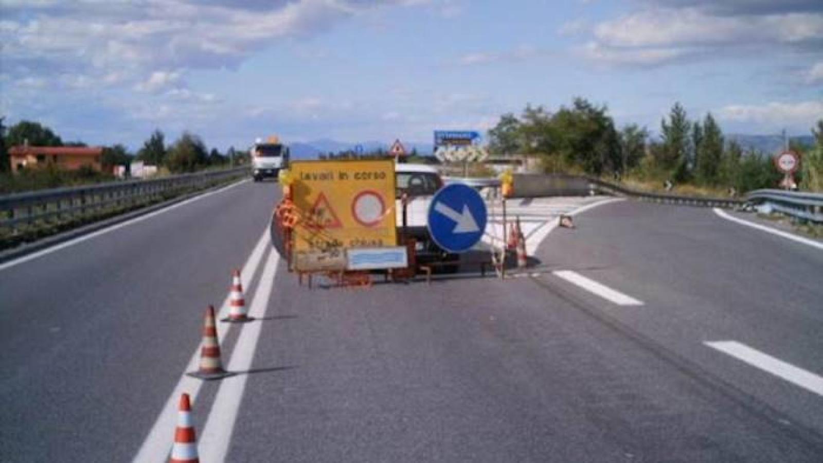 Chiusa la stazione di Rovigo sulla A13 per lavori di pavimentazione