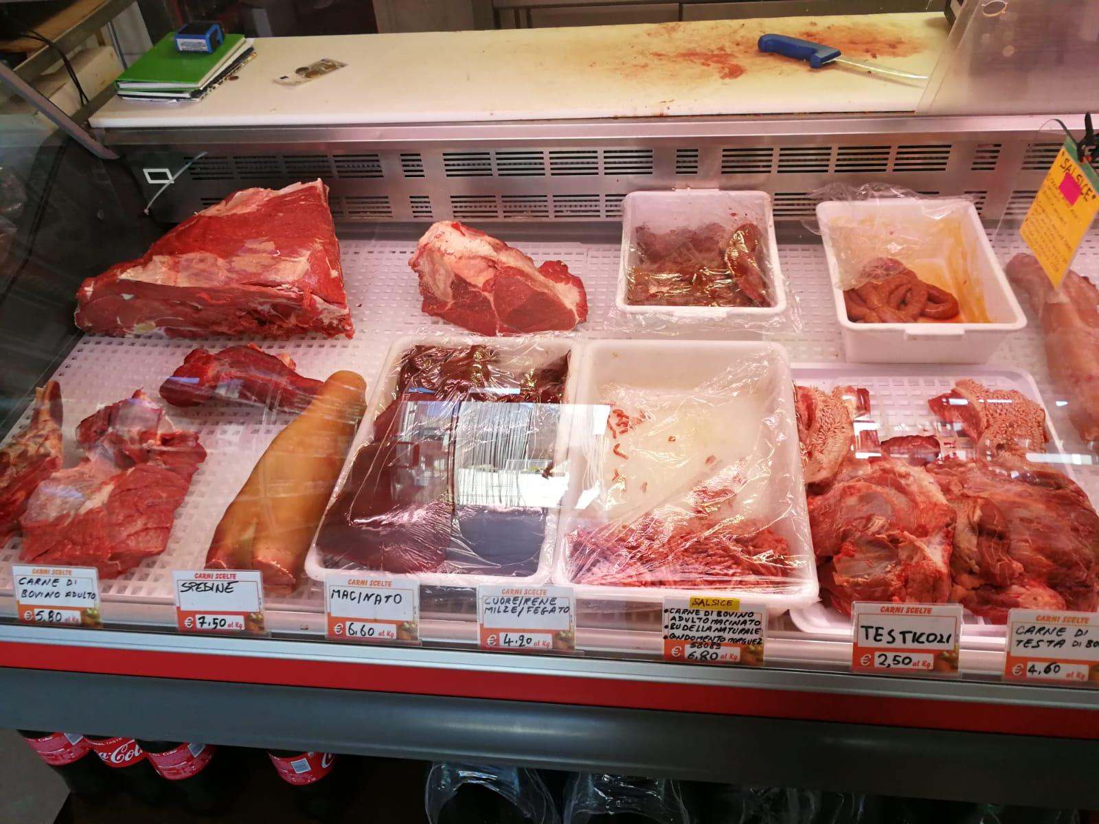 "Contagiato in macelleria, carne da buttare", il messaggio virale &egrave; una bufala