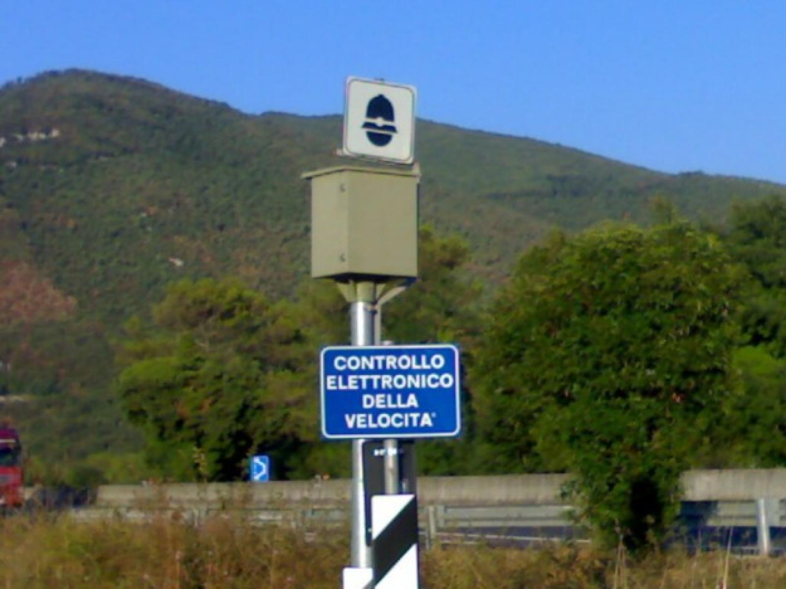 250 multe al giorno: ecco velox incubo degli automobilisti 