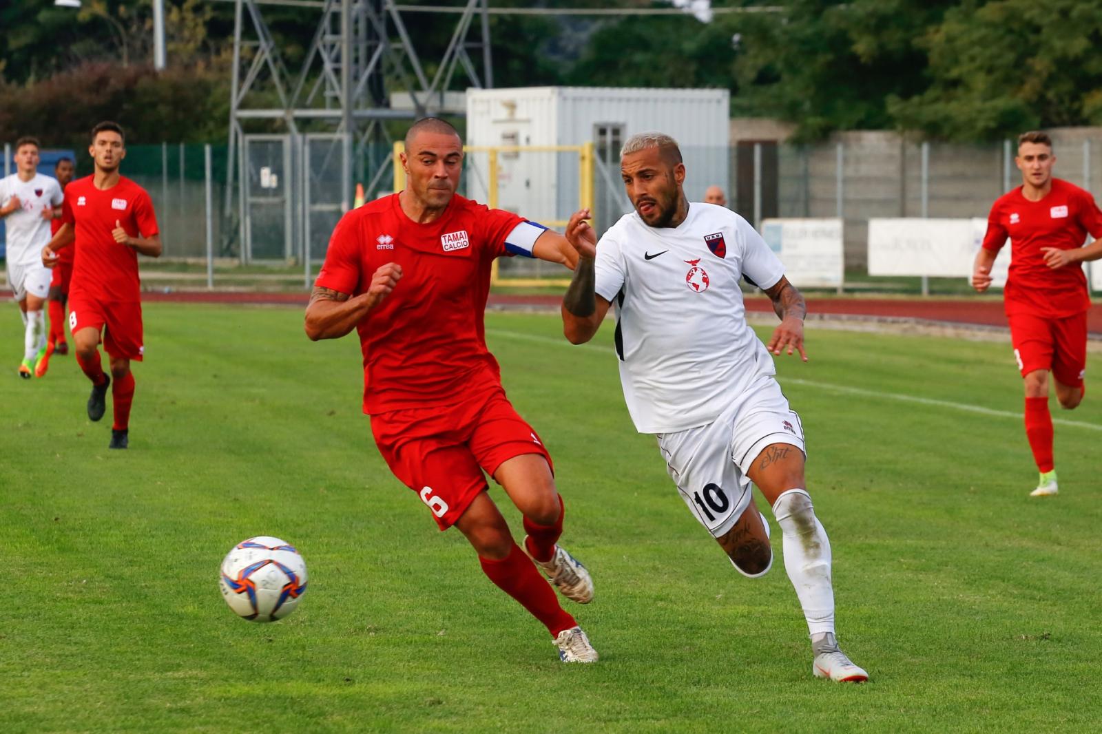 Adriese, rigori e polemiche