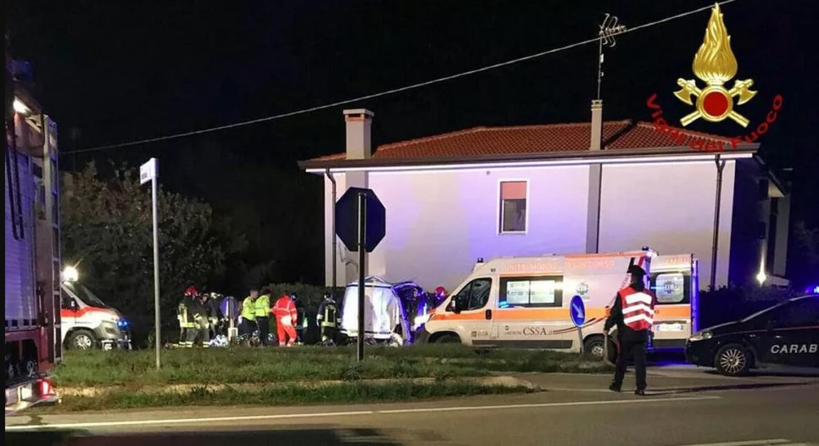 Si schianta col furgone contro la casa: &egrave; grave