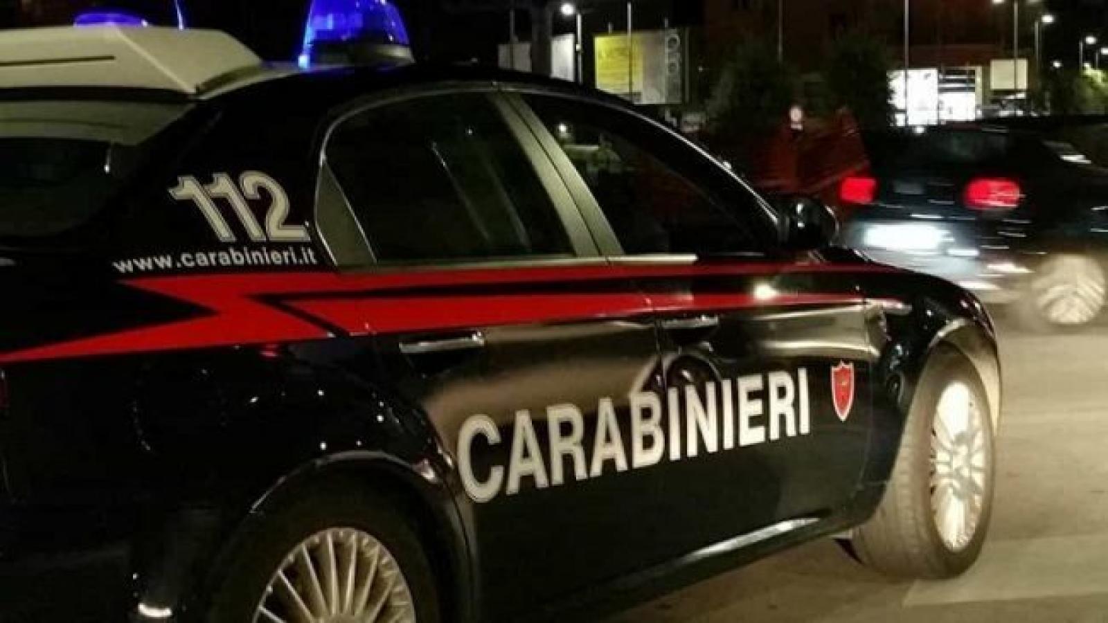 Frontale nella notte, &egrave; morta una donna