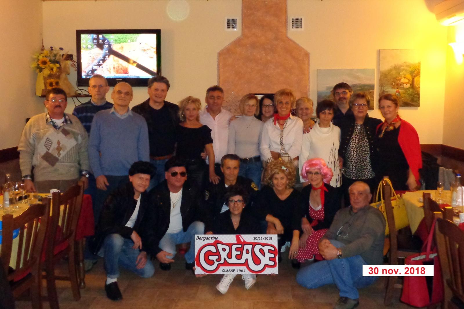 Cena di classe a tema Grease