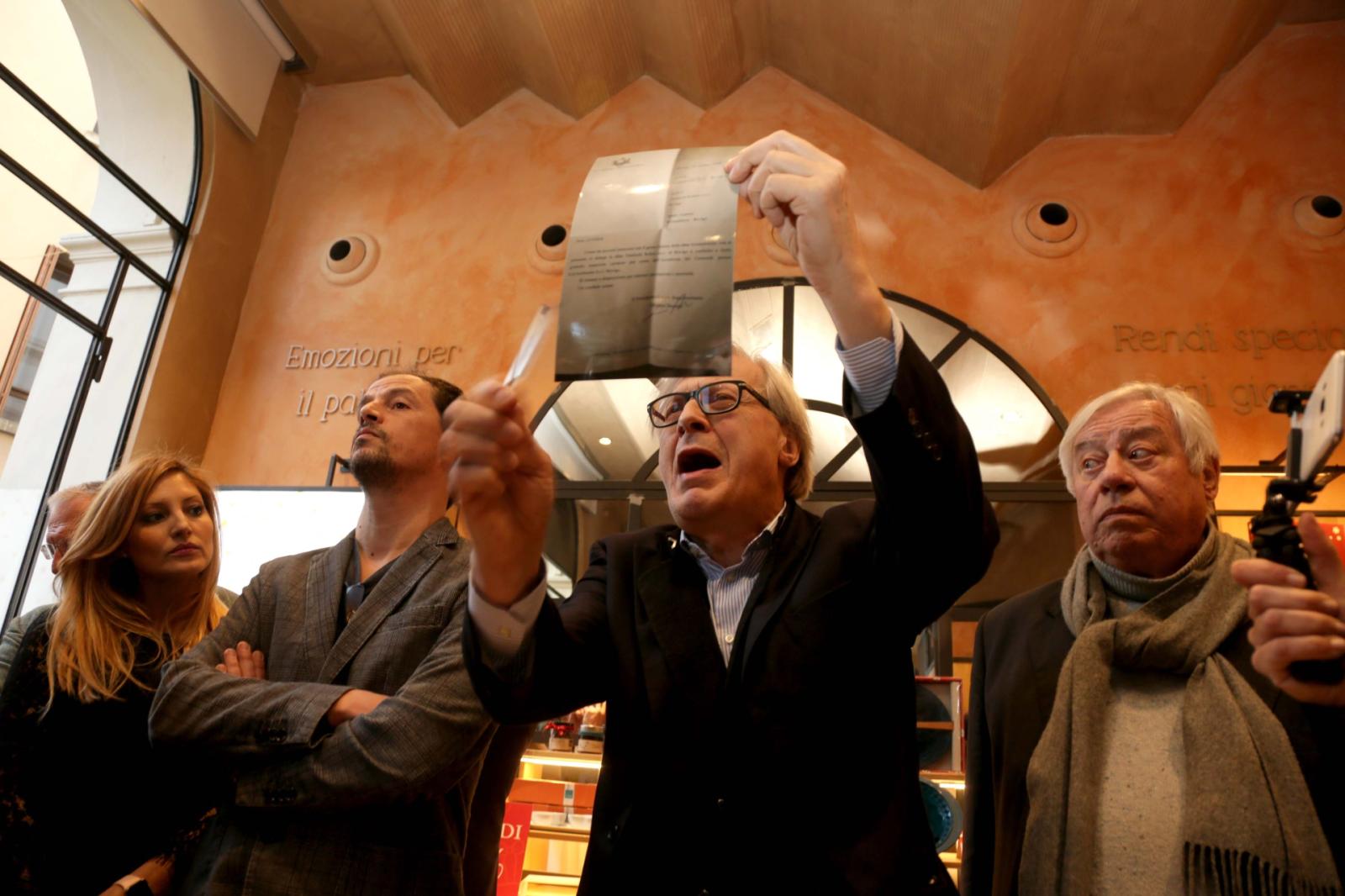 "Ha offeso il presidente dei Concordi": Sgarbi sotto processo