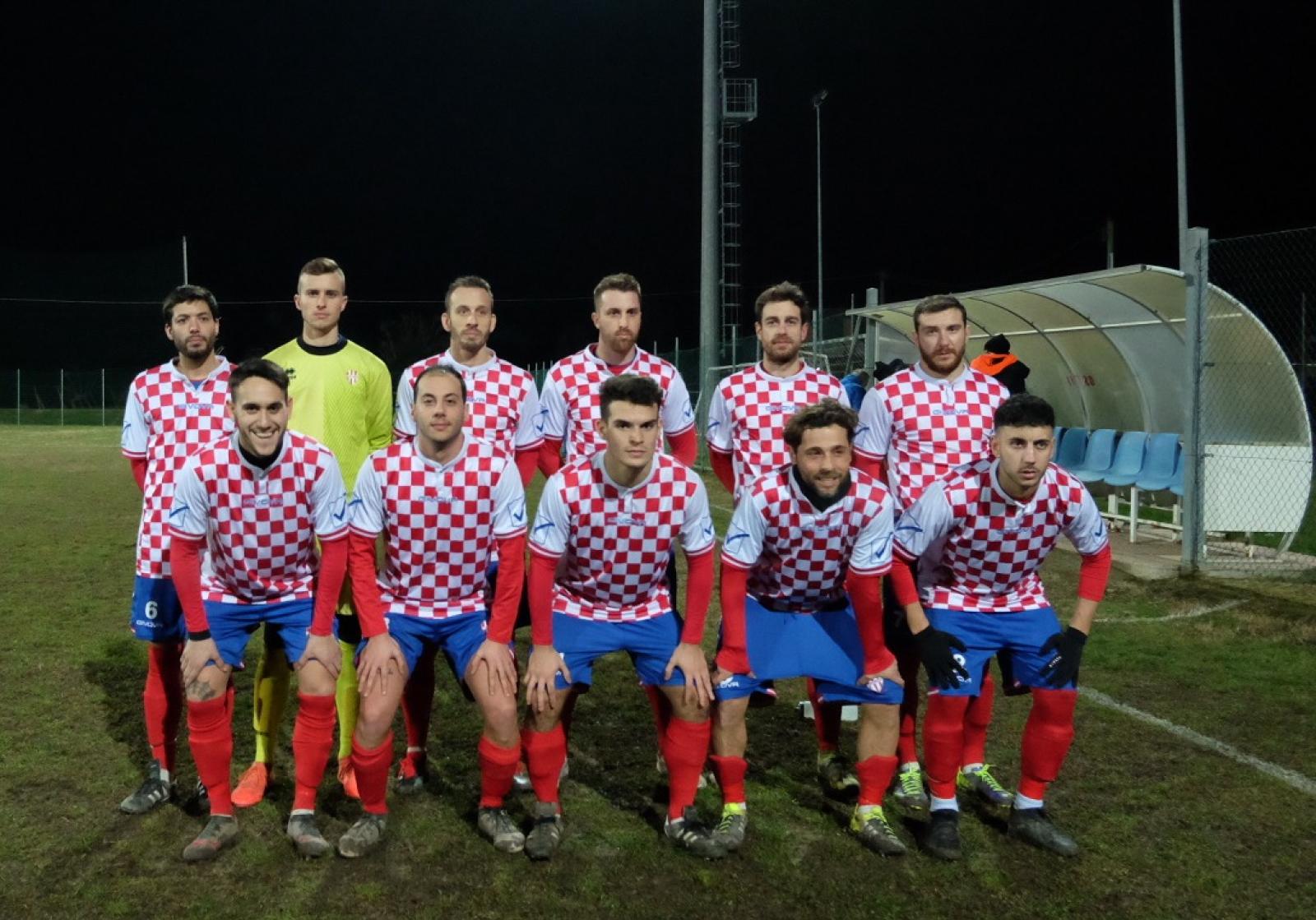 Pettorazza. black out in notturna