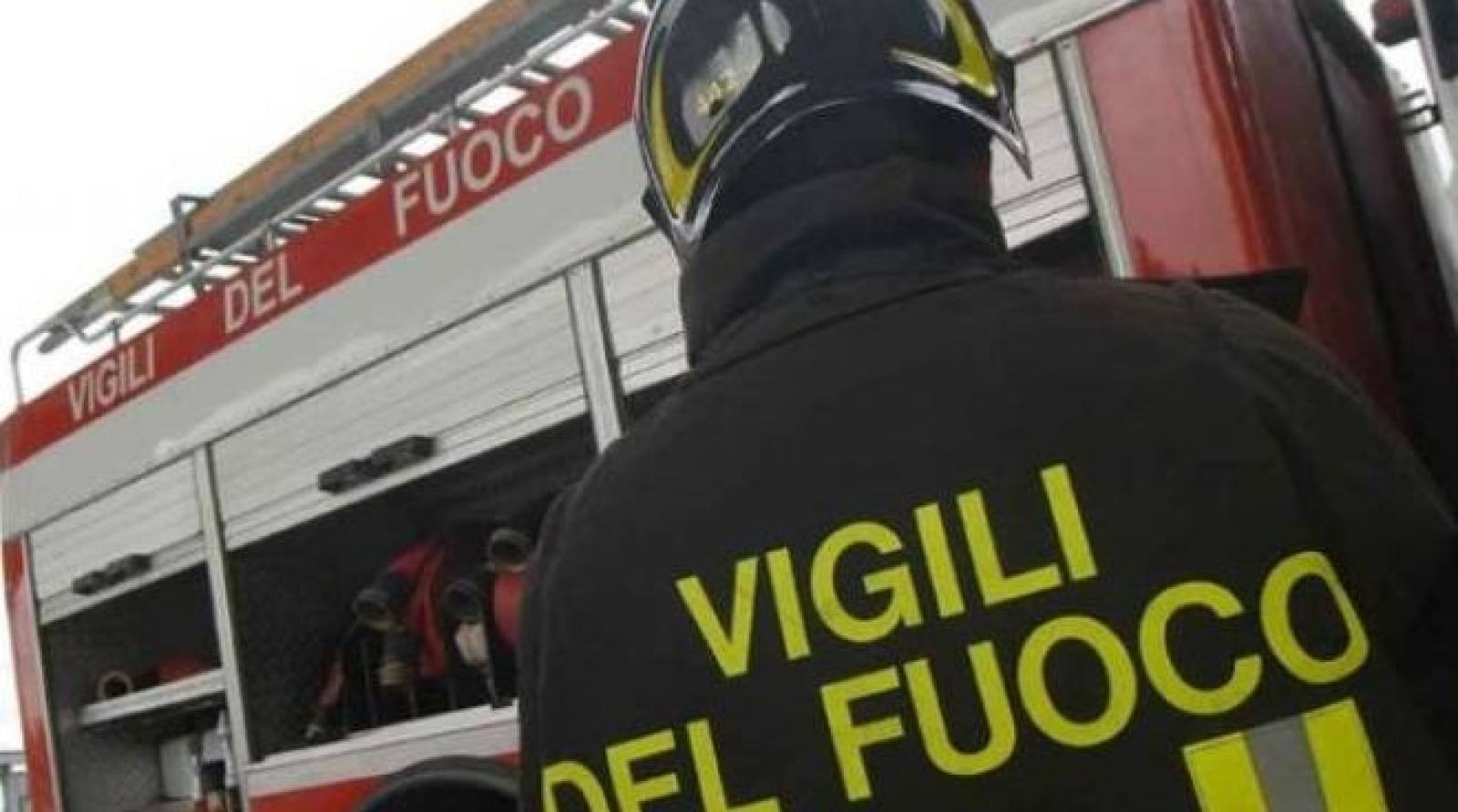 Scoppiano i tubi del gas, 50 famiglie al freddo