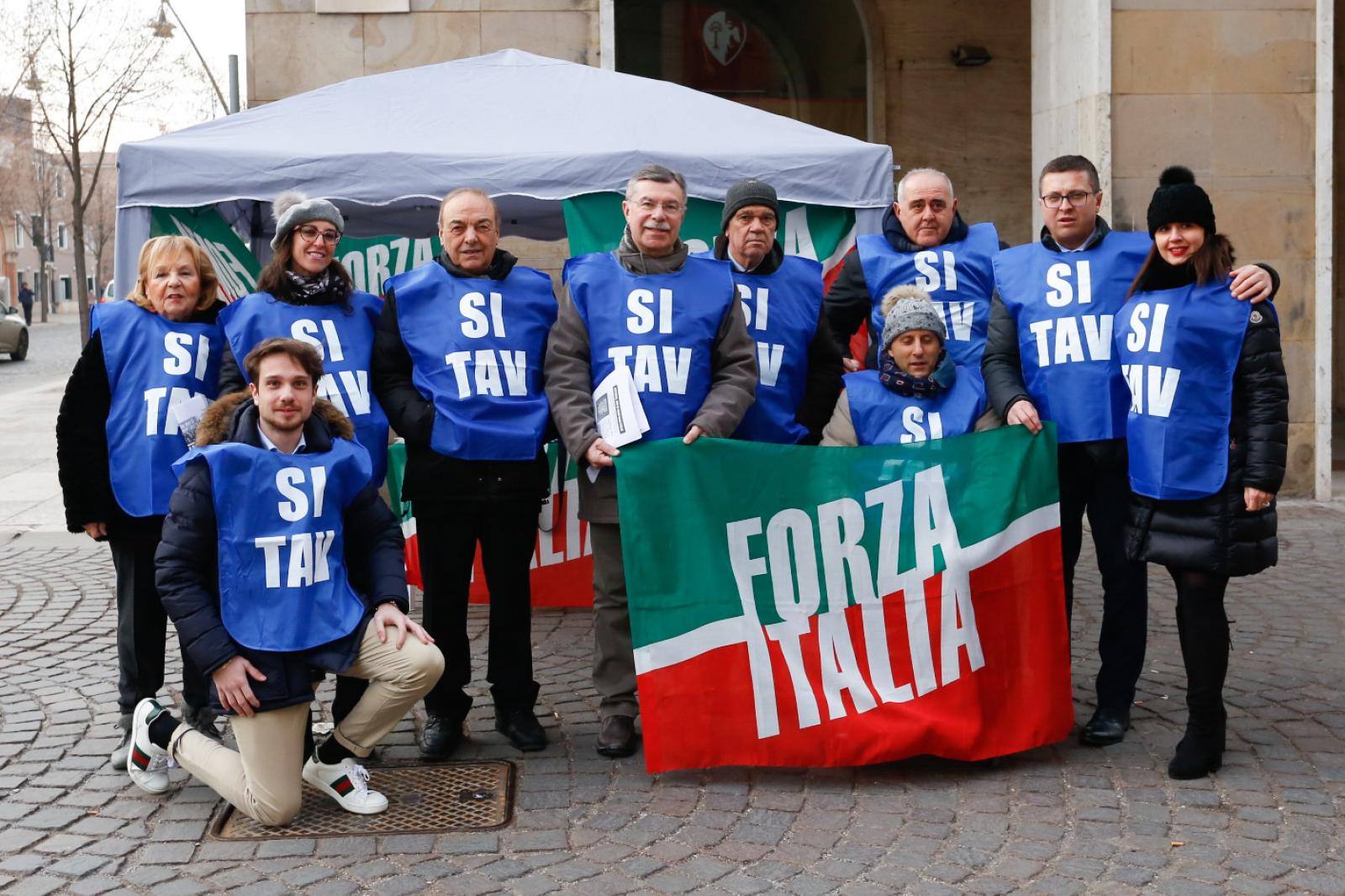 "Gillet azzurri" sul liston