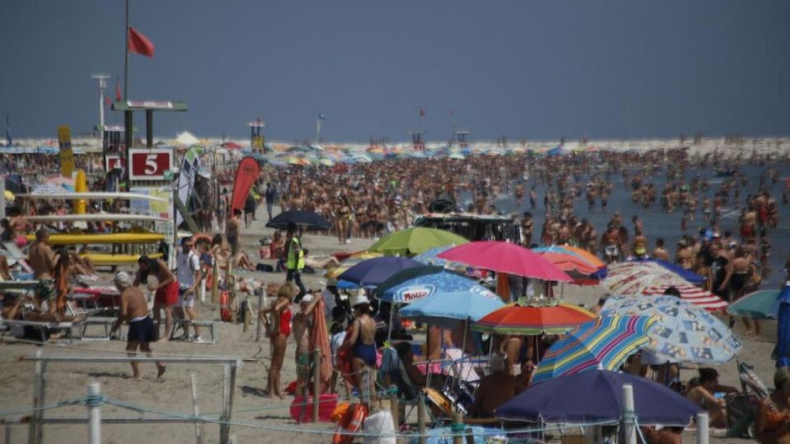 Molestie alla nipote in spiaggia a Sottomarina&nbsp;