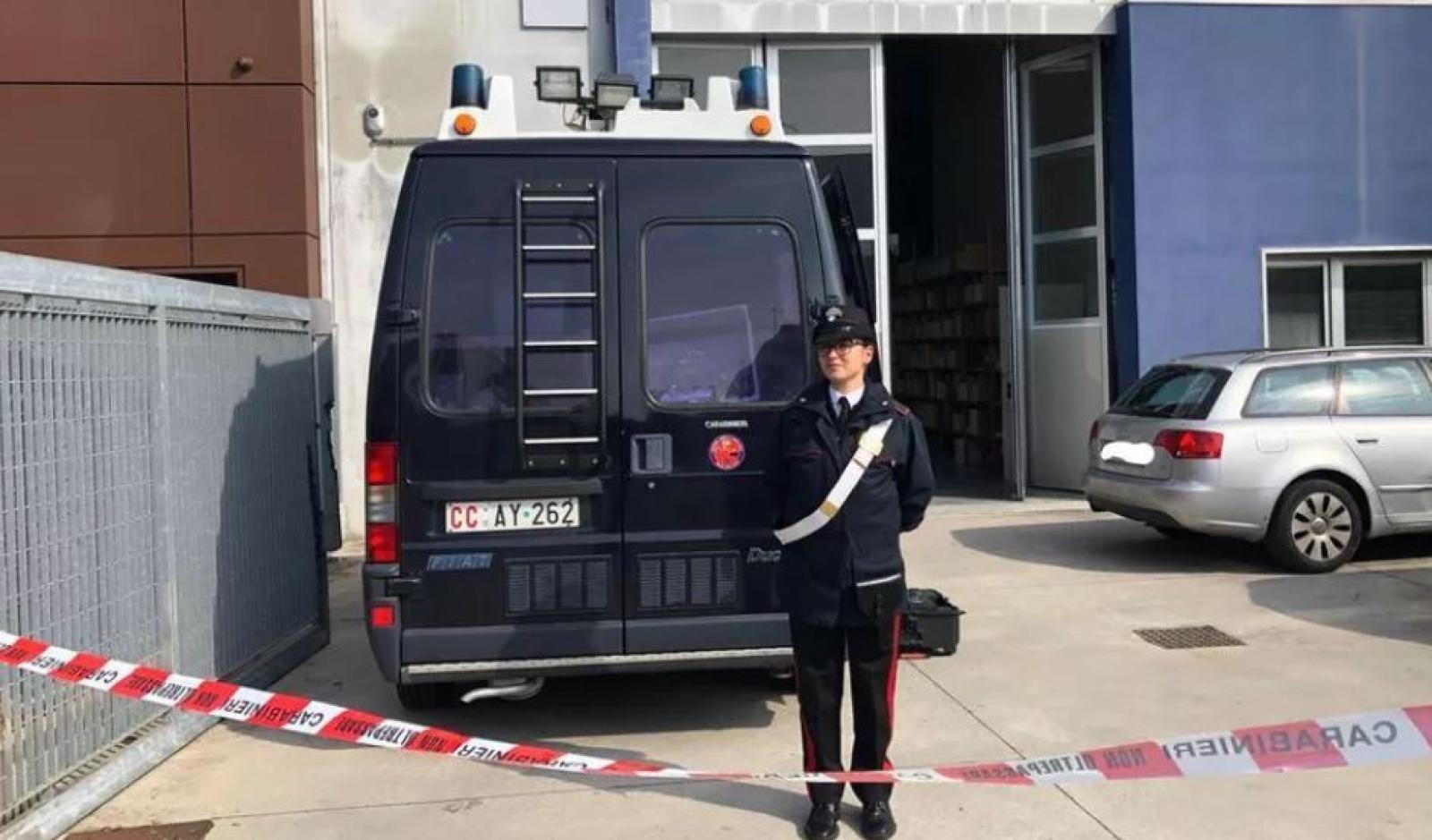 L'azienda &egrave; in crisi, imprenditore non regge e si sucida nel capannone