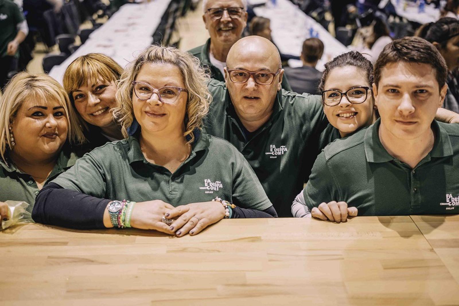 10mila colombine donate alle scuole