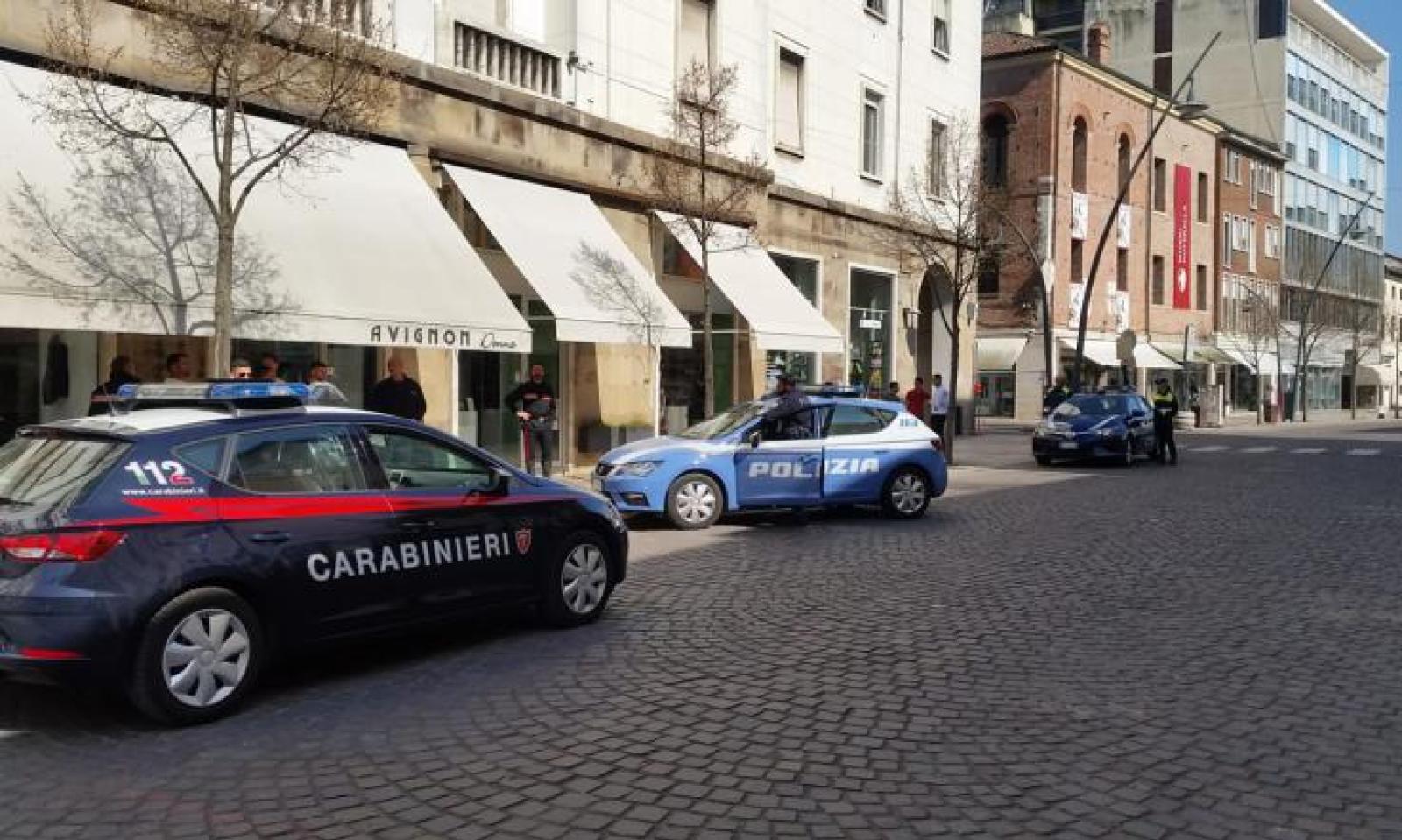 Pomeriggio di risse e botte, identificati 9 giovani stranieri