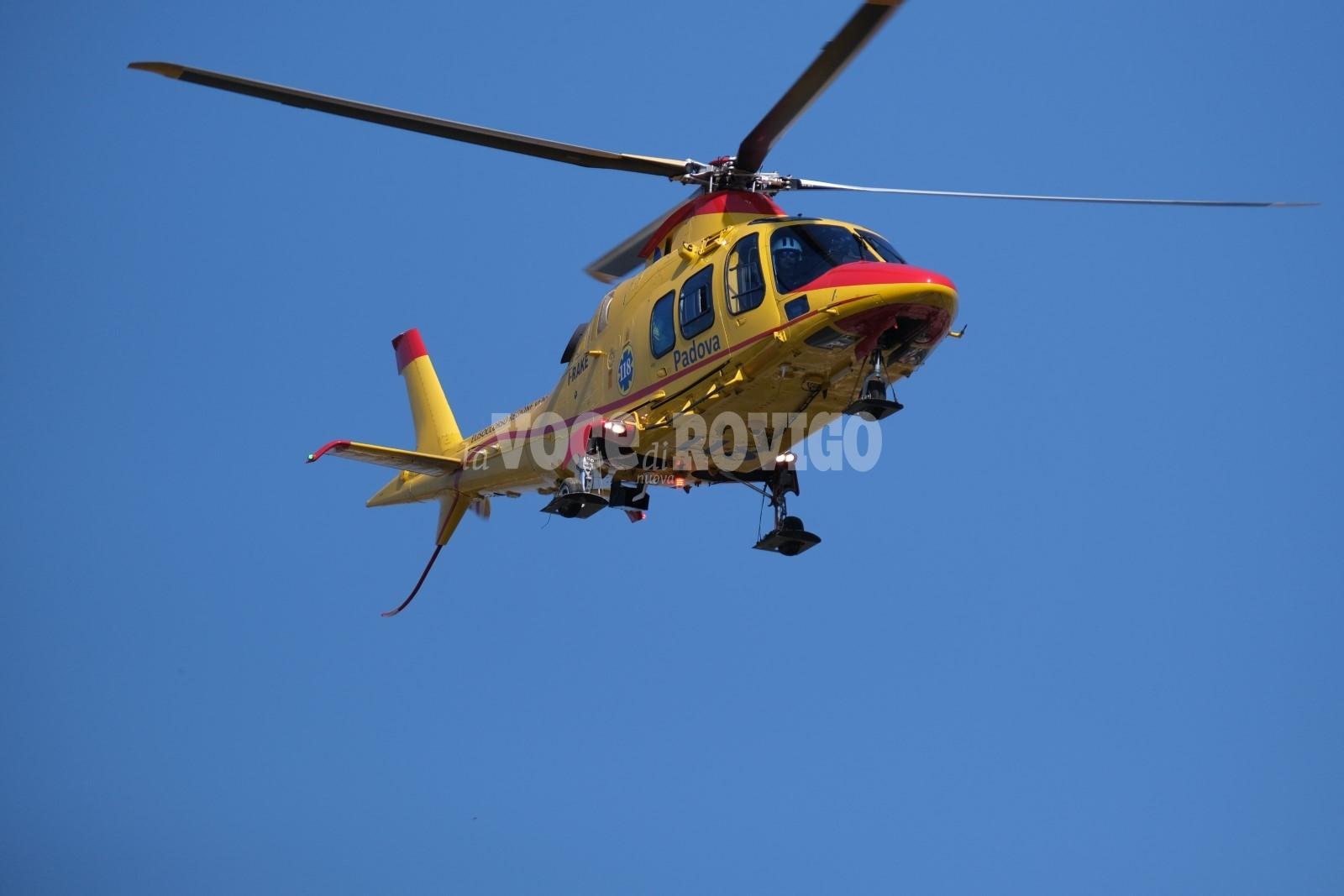 Tags chioggia  morto  acqua  sottomarina  elisoccorso  60enne turista  