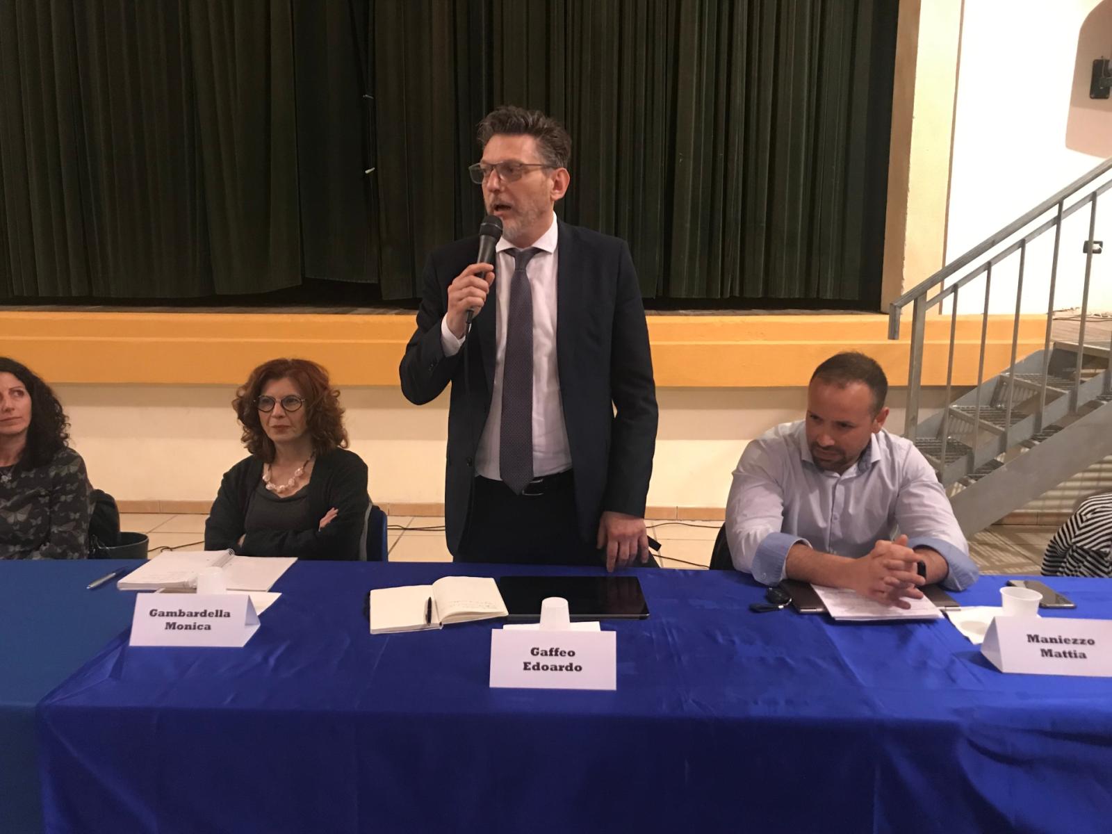 "Se divento sindaco fermo i mezzi pesanti"