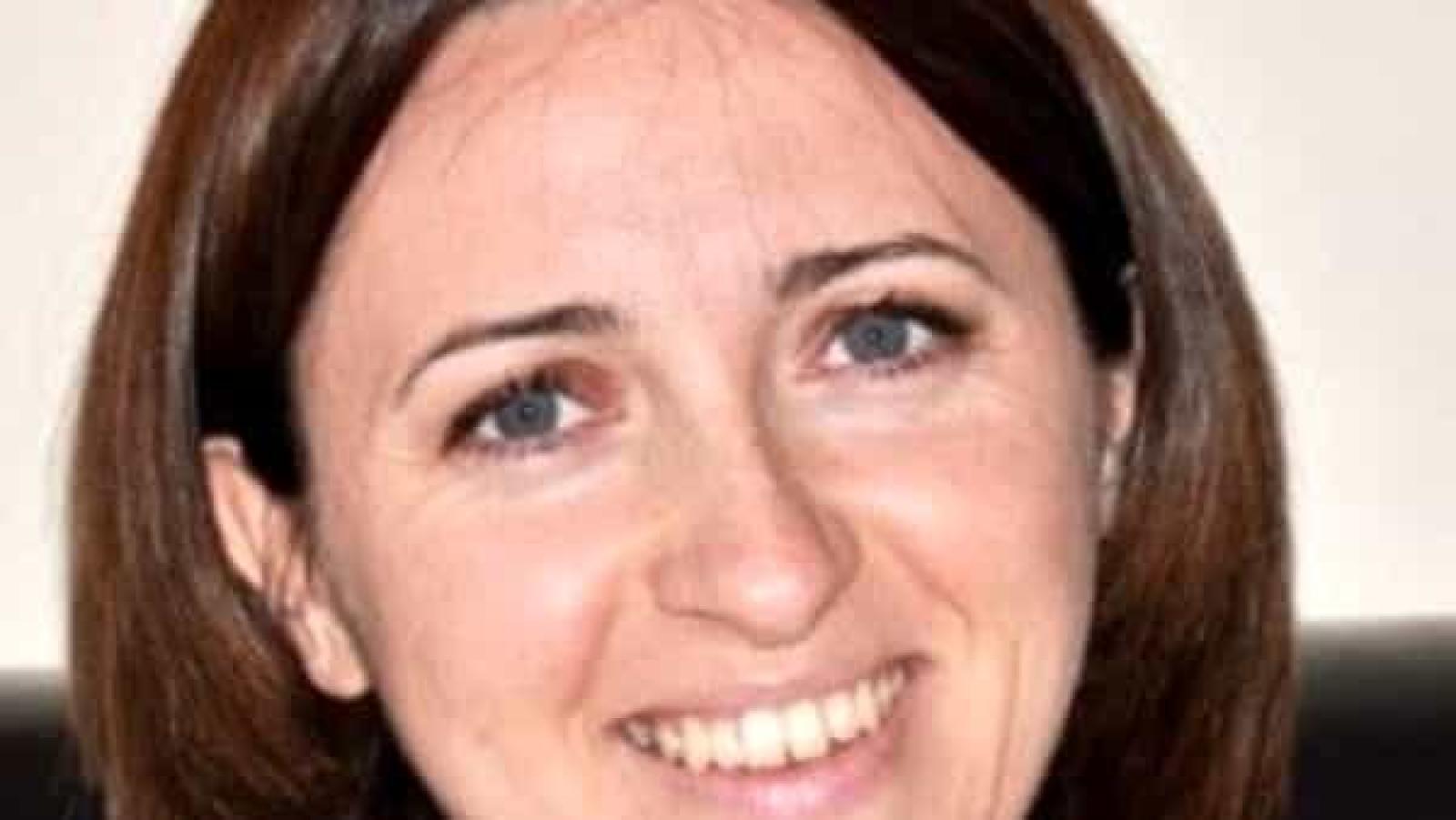 Lascia un diario alle figlie prima di morire