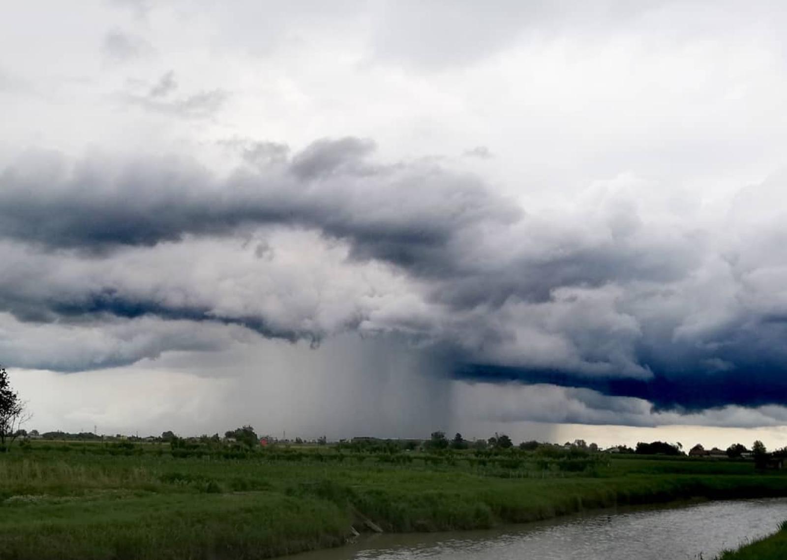 Ancora temporali e allagamenti sul Polesine