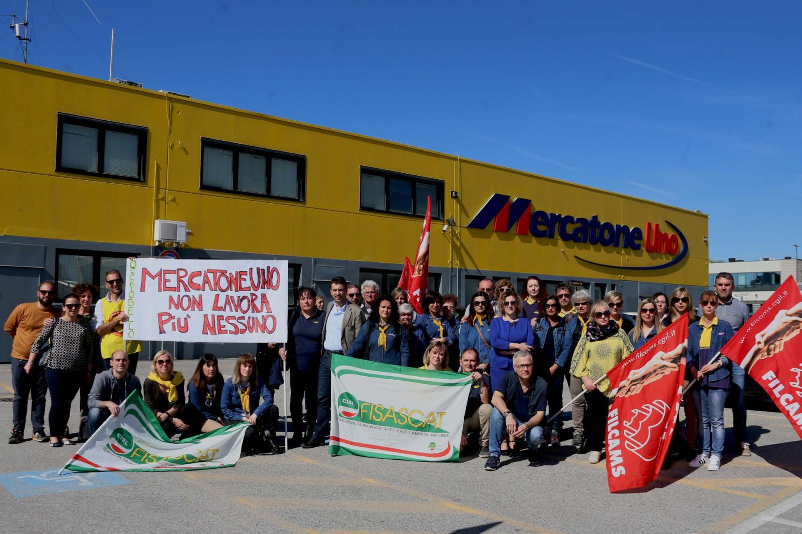 In 14 vogliono comprare il Mercatone