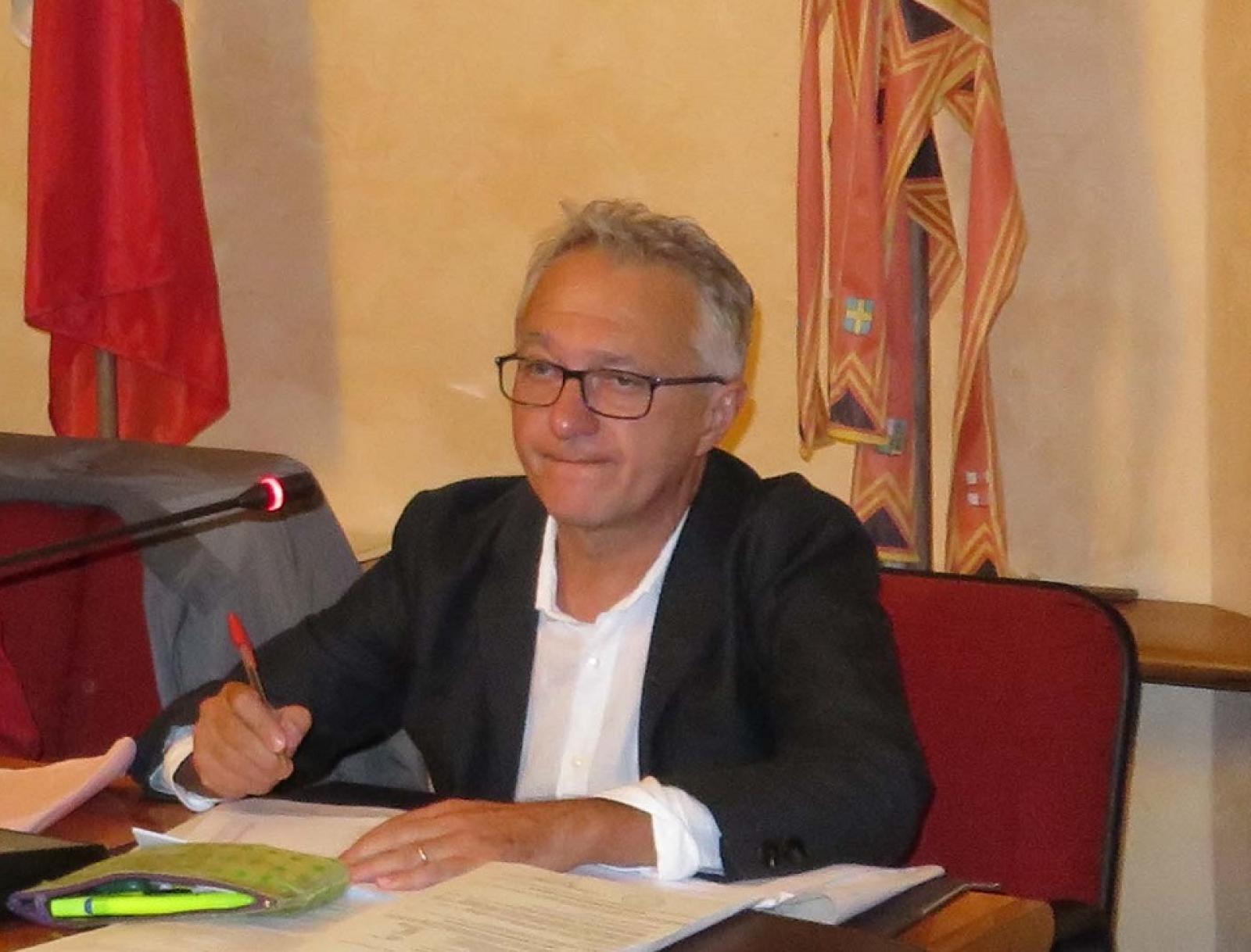 Gaffeo porta via il segretario ad Adria