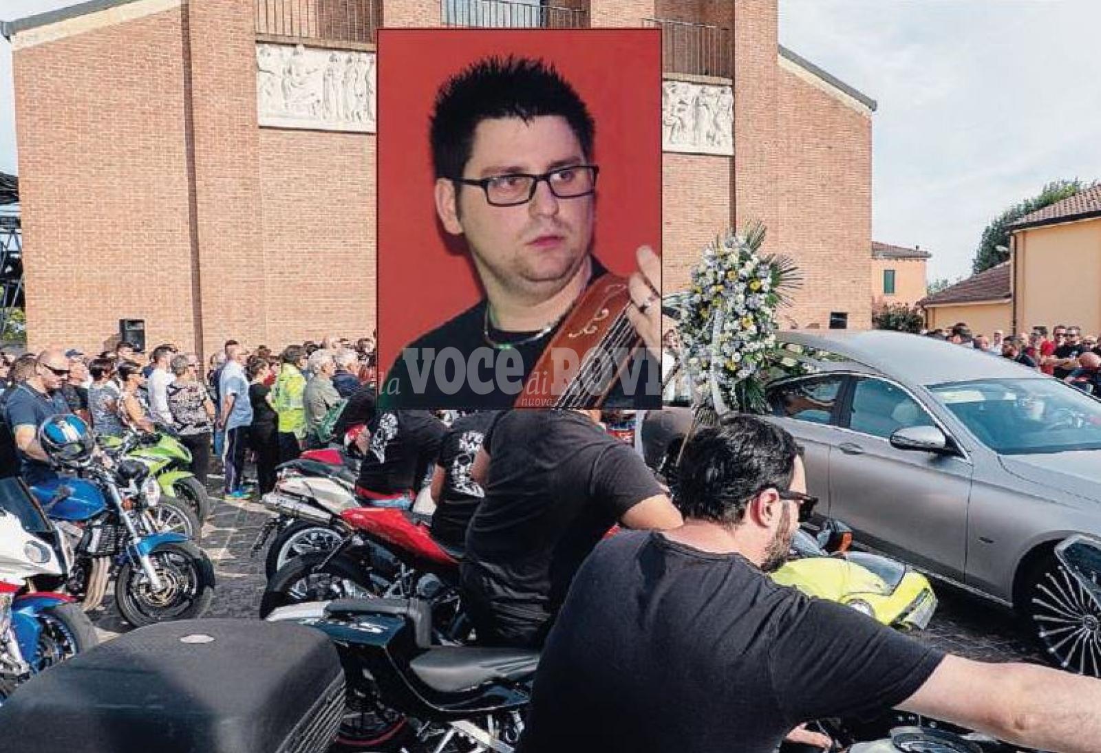 Lacrime e moto per l&rsquo;addio a Diego