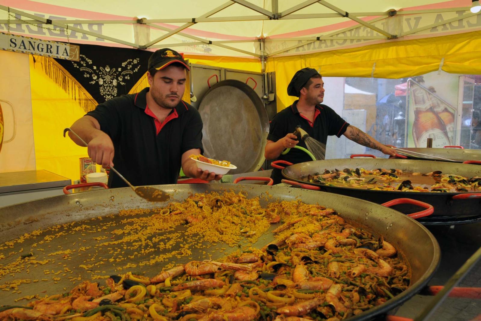 Profumi dell'Euromercato in piazza