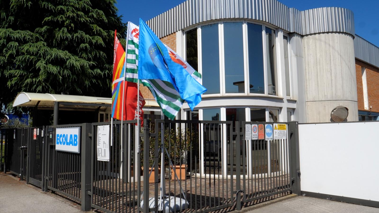 Un anno di speranza per i lavoratori ex Ecolab