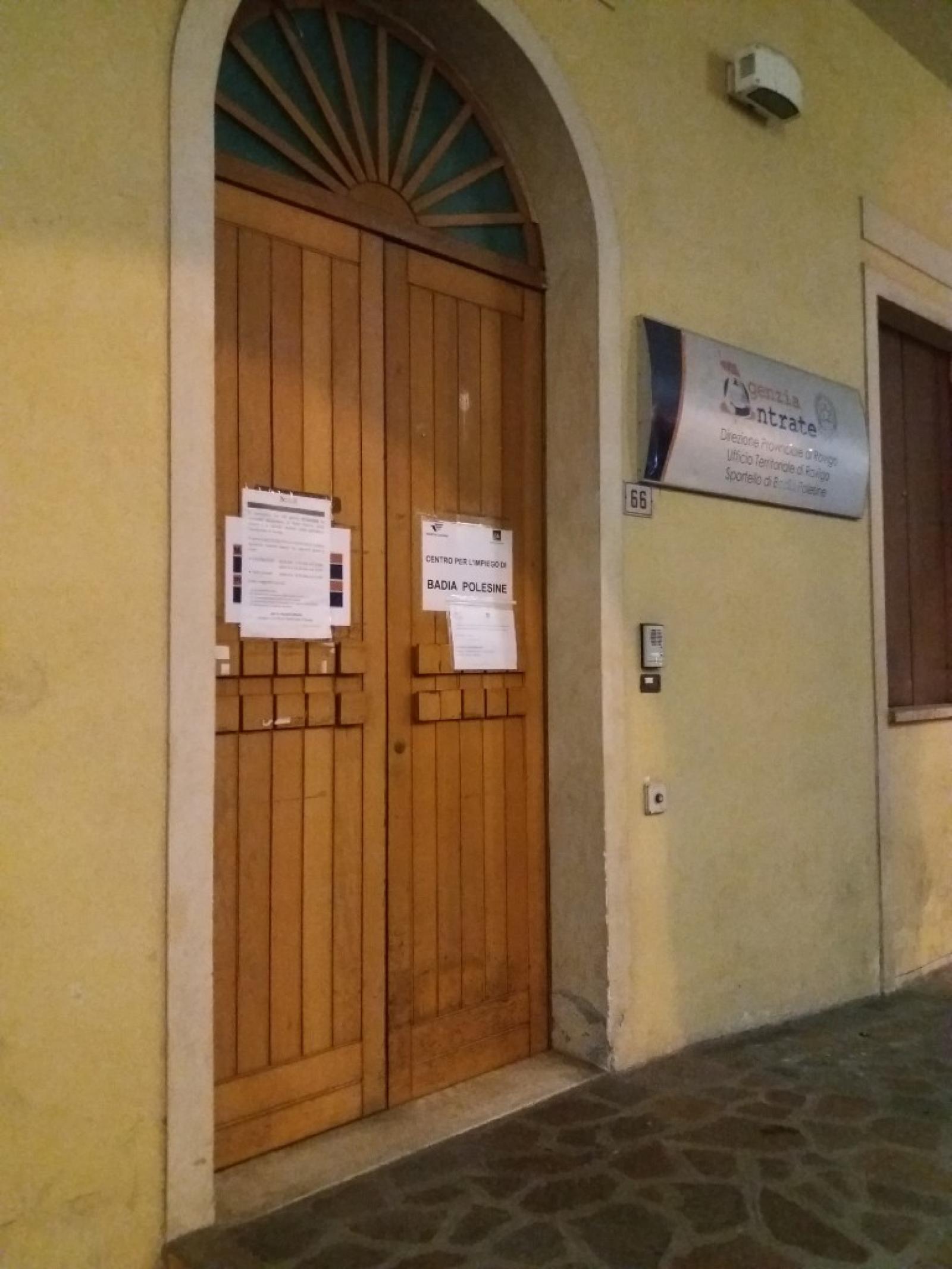 Agenzia entrate, sportello addio