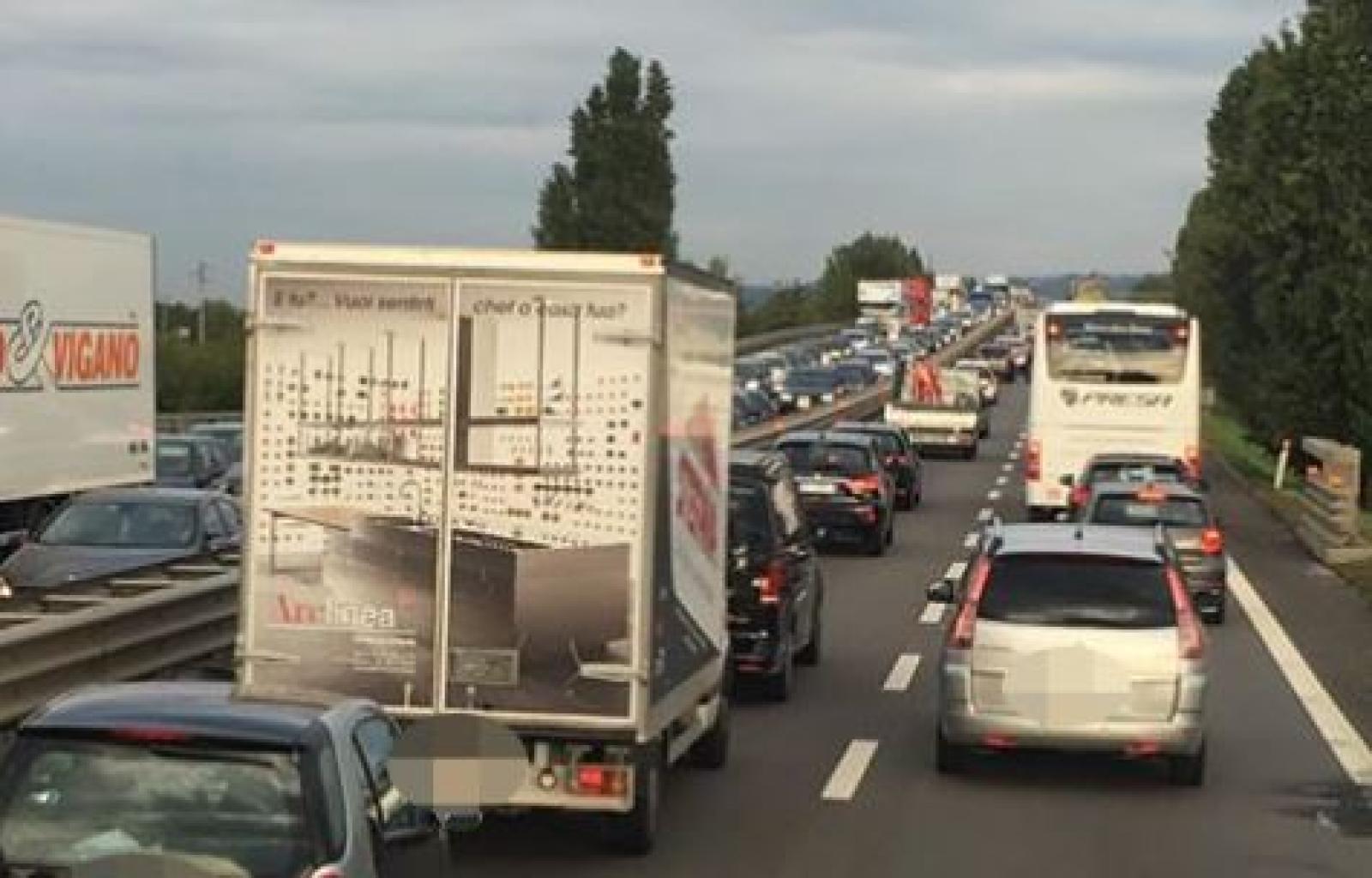 Migliaia intrappolati tra tagneziale e autostrada 