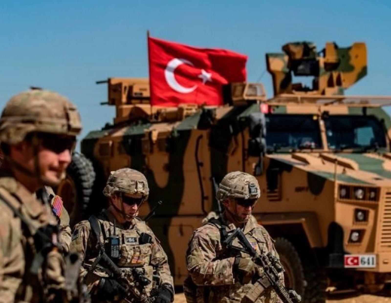 "No all'invasione". Fiaccolata e mozione per il popolo curdo