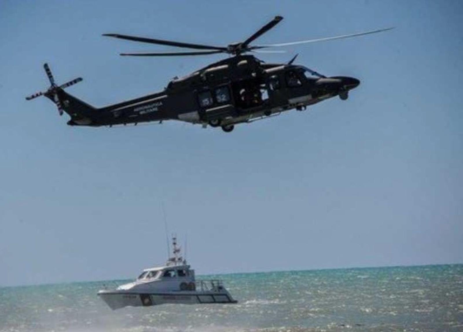 Naufragio in laguna, salvati in due