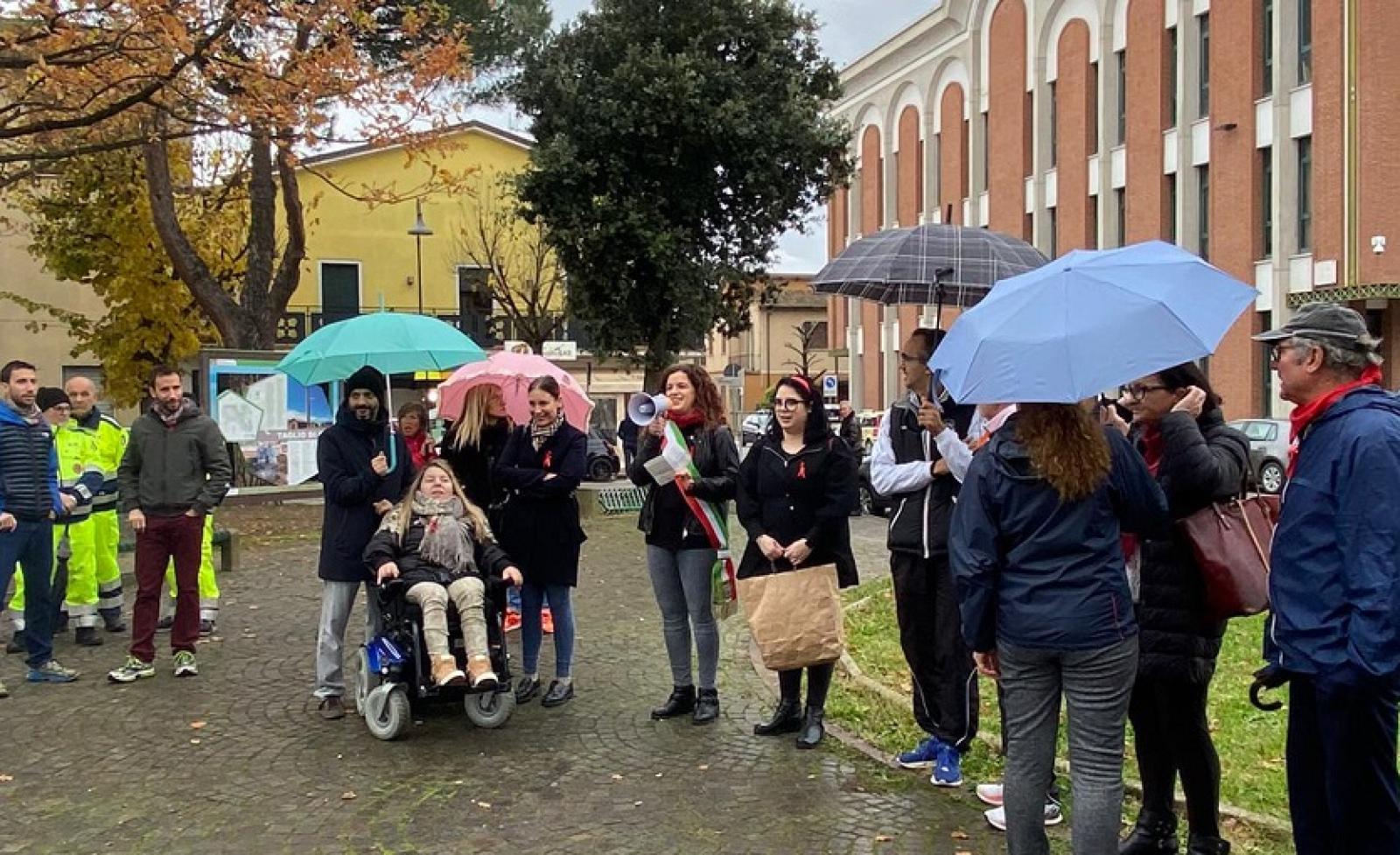 Pensieri e donne in marcia contro la violenza