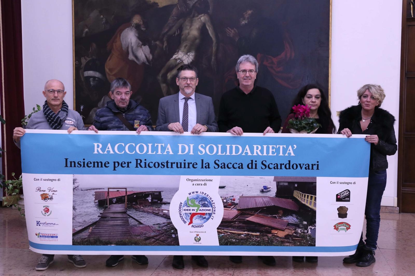 Panini, castagne e ciclamini per aiutare la Sacca