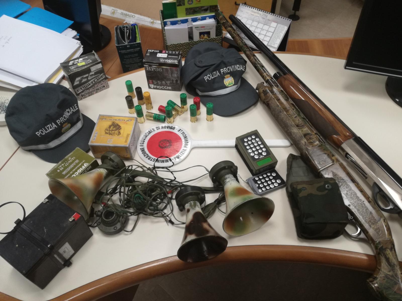 Beccati i bracconieri nel Delta: cacciavano nelle zone protette con metodi illegali