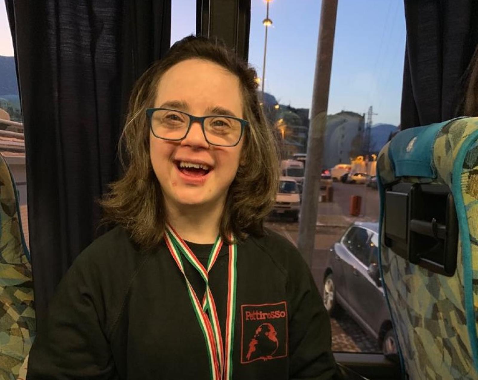 Sara insuperabile, in vasca straccia i normodotati