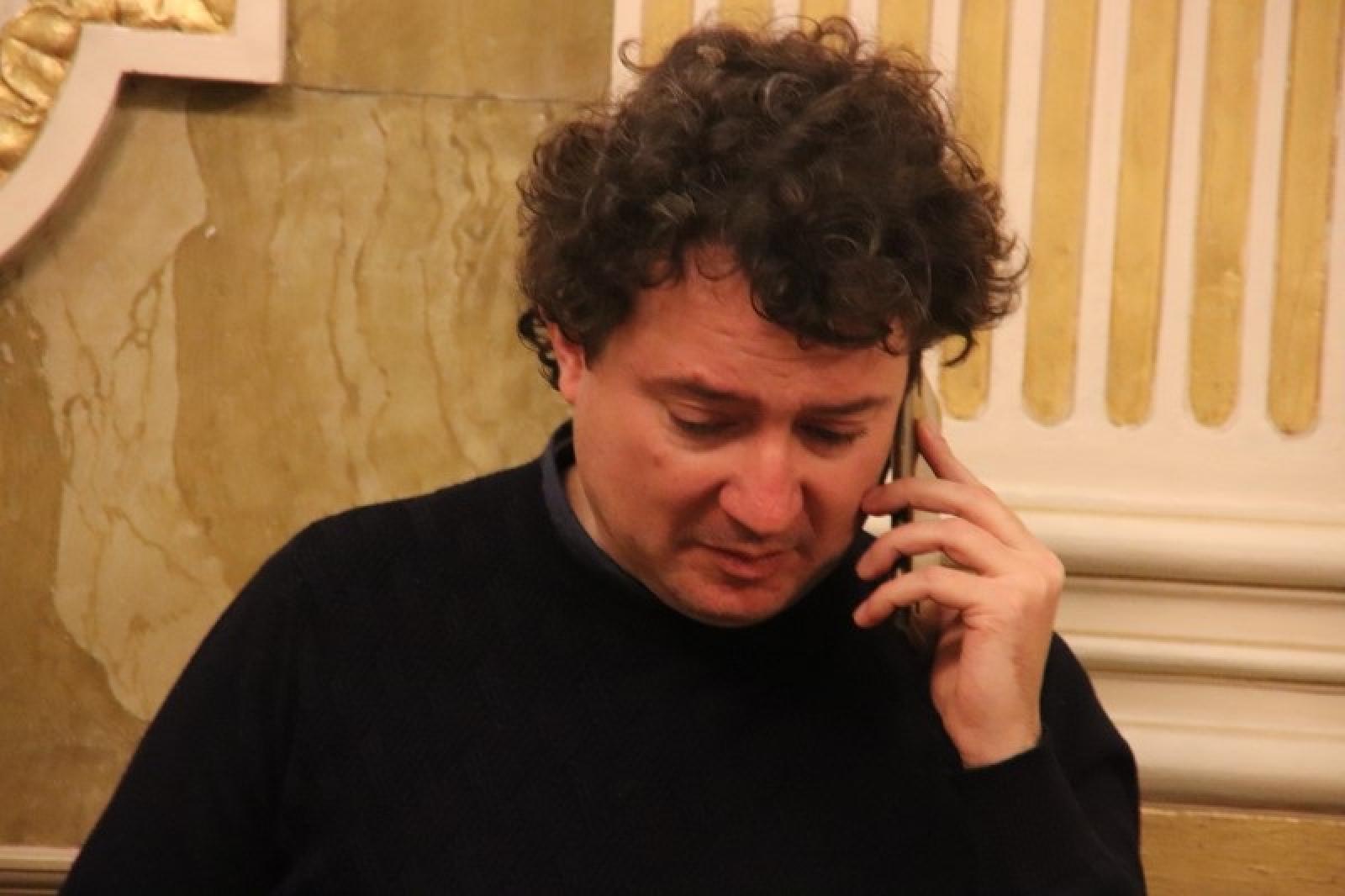 Incombe la scuola media di Bottrighe 