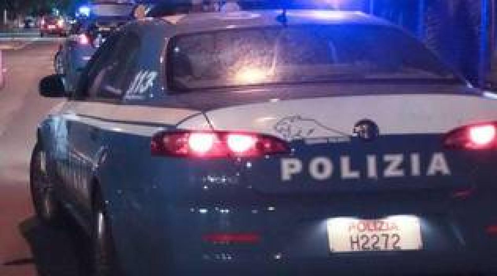 Guida senza patente e porto di oggetti atti ad offendere. Multa da 8.700 euro