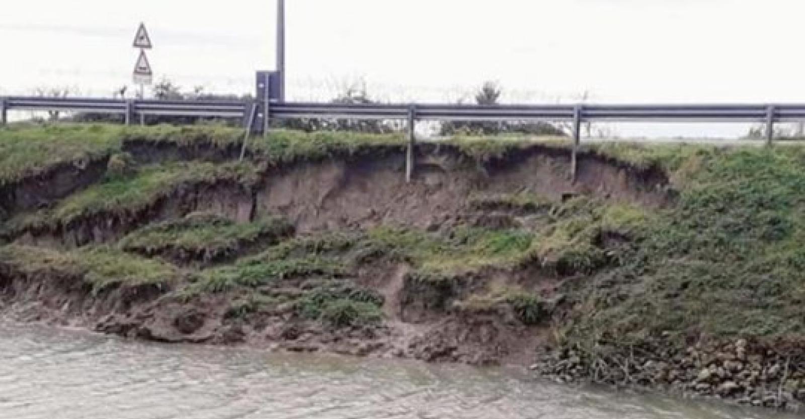 &ldquo;Basta frane lungo i nostri canali&rdquo;