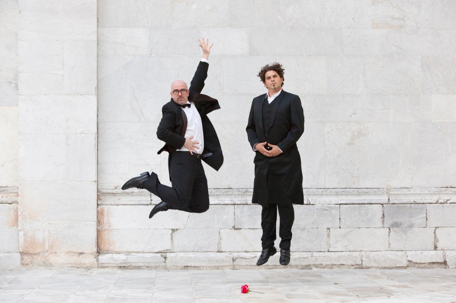 Grandi musicisti, comici originali: aprono loro