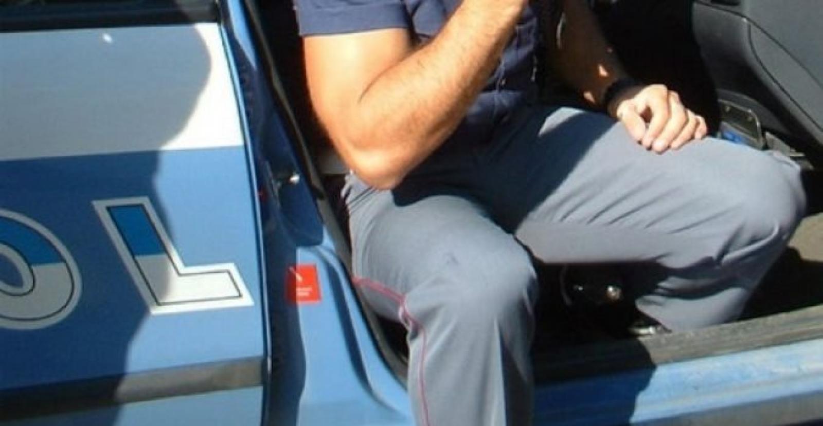 Gioielliere aggredito con l'acido e rapinato all'uscita del negozio