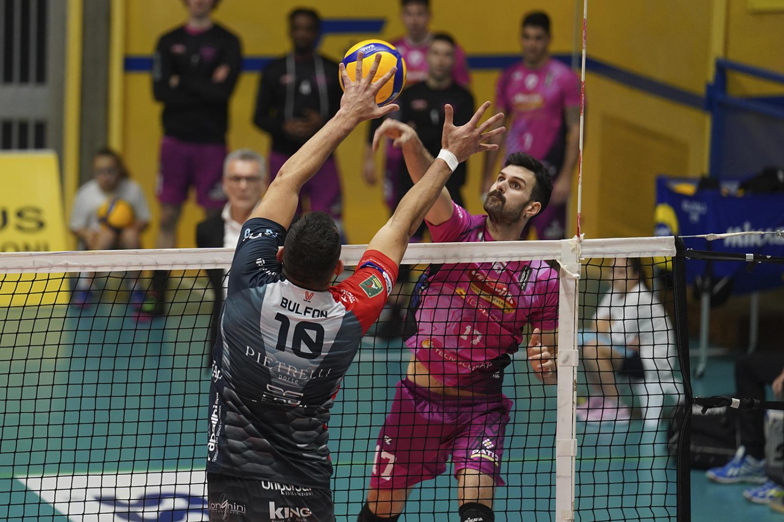 Alta tensione, sabato il derby tra Marini Delta e Hrk