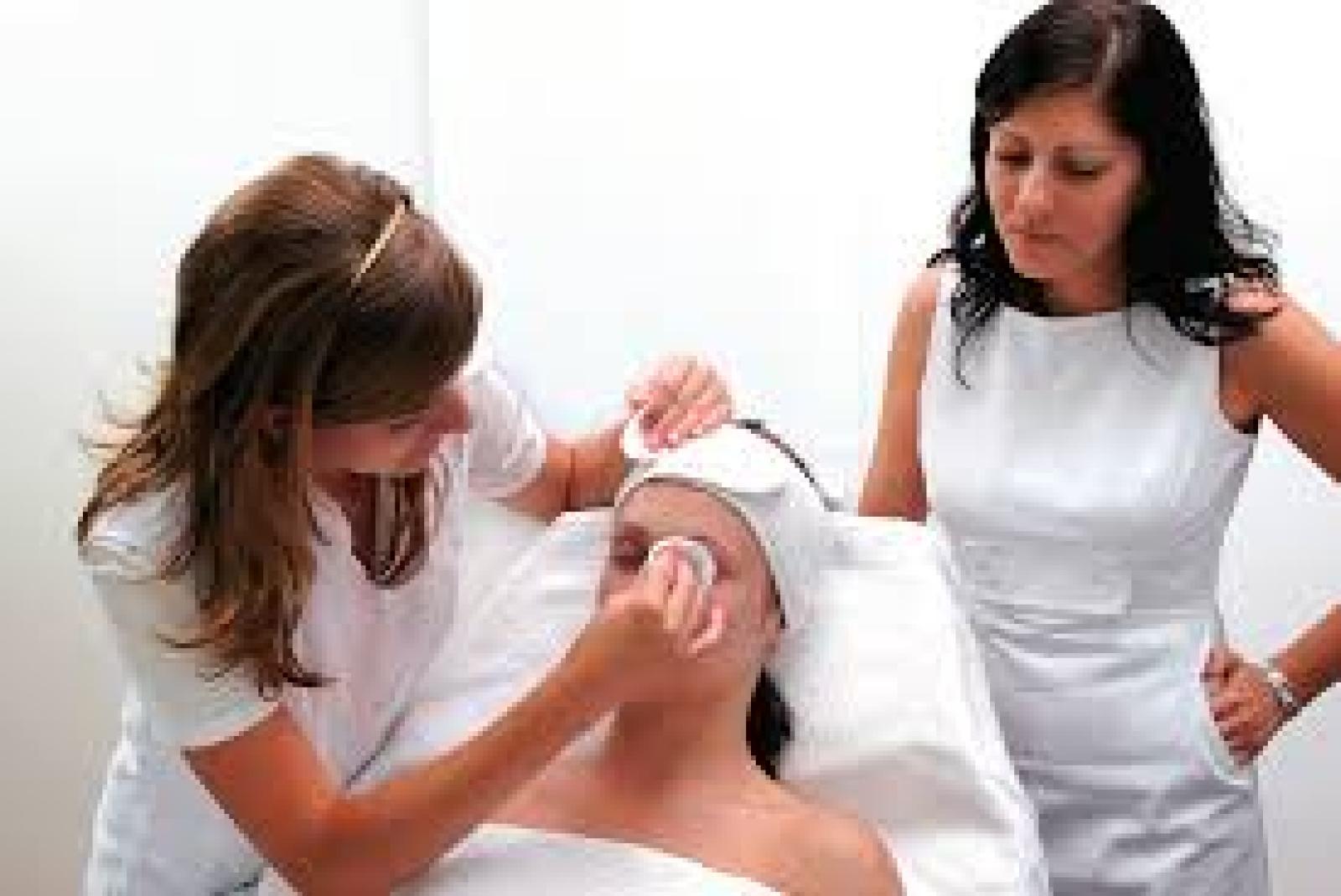 Estetiste: &ldquo;Siamo in ginocchio&rdquo;