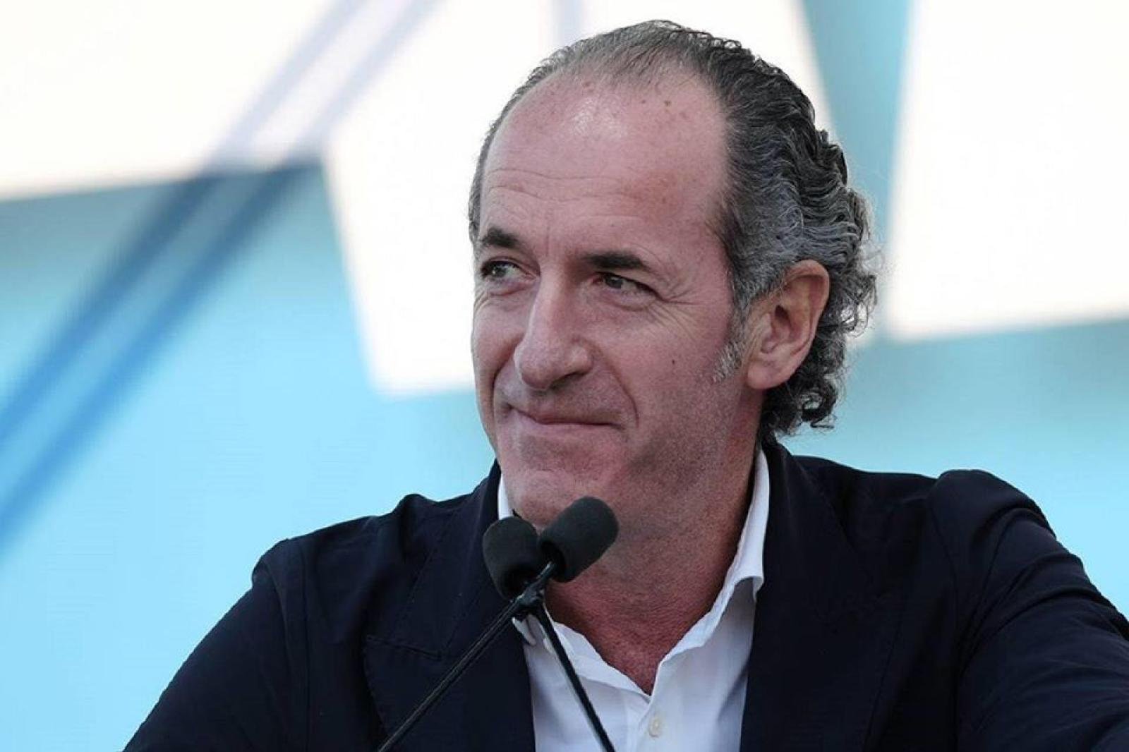 "Scuola: varchi all'ingresso, igenizzazione e mascherina in classe ma non se fermi al banco"